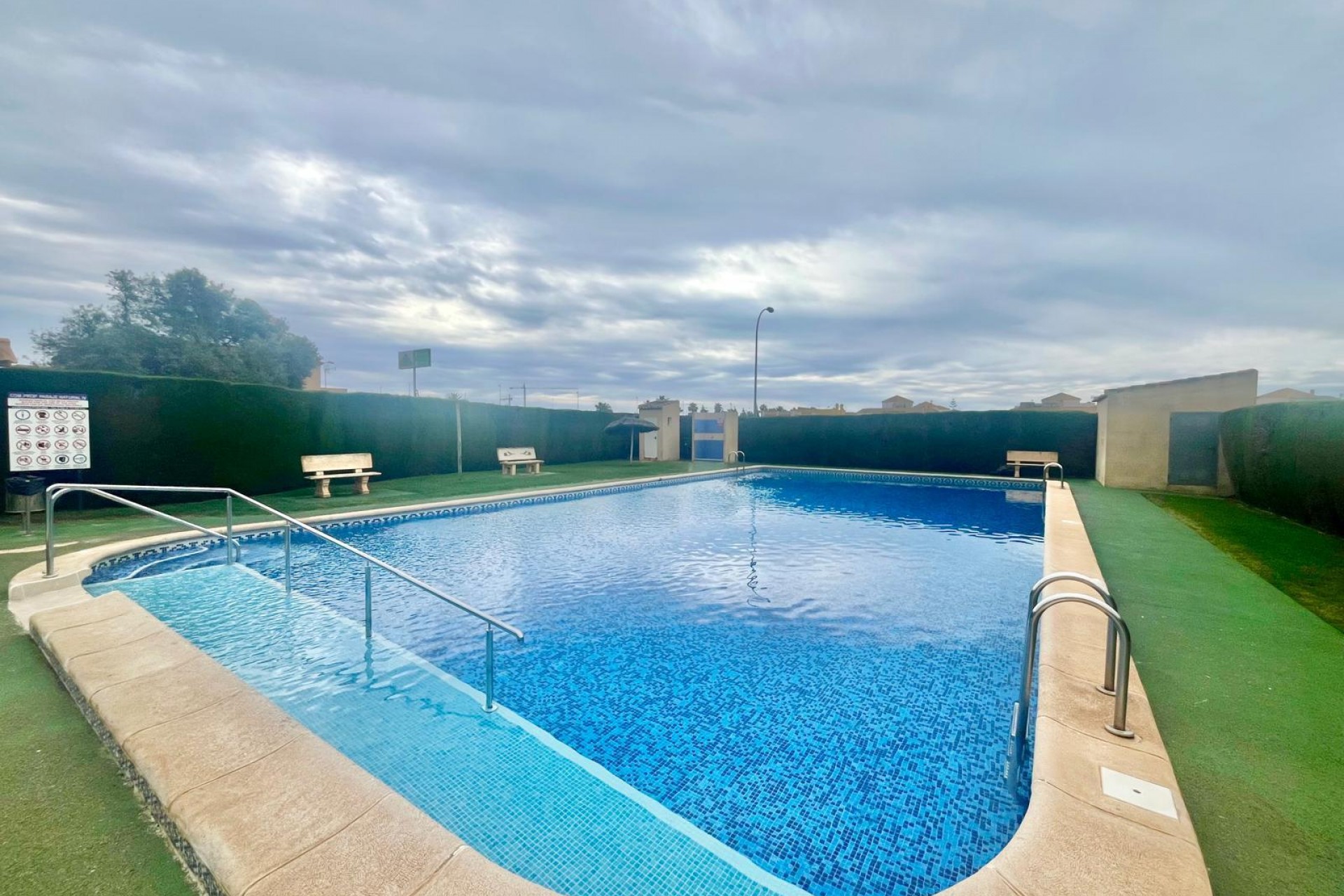 Resale - Bungalow -
Torrevieja - Paraje Natural