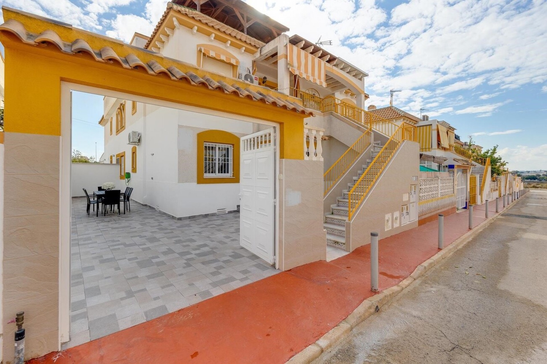 Resale - Bungalow -
Torrevieja - PARQUE DE LAS NACIONES