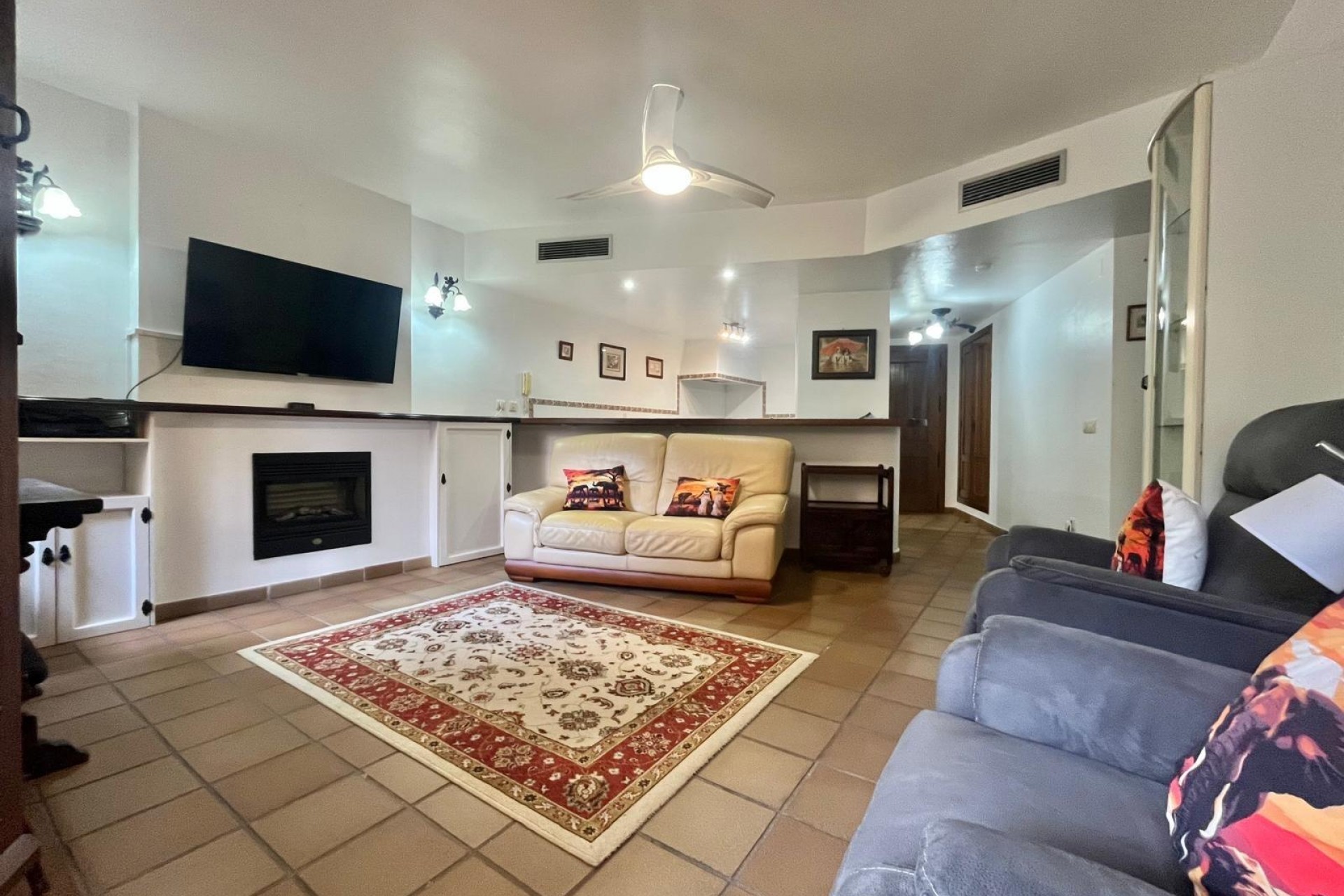 Resale - Bungalow -
Torrevieja - Punta Prima