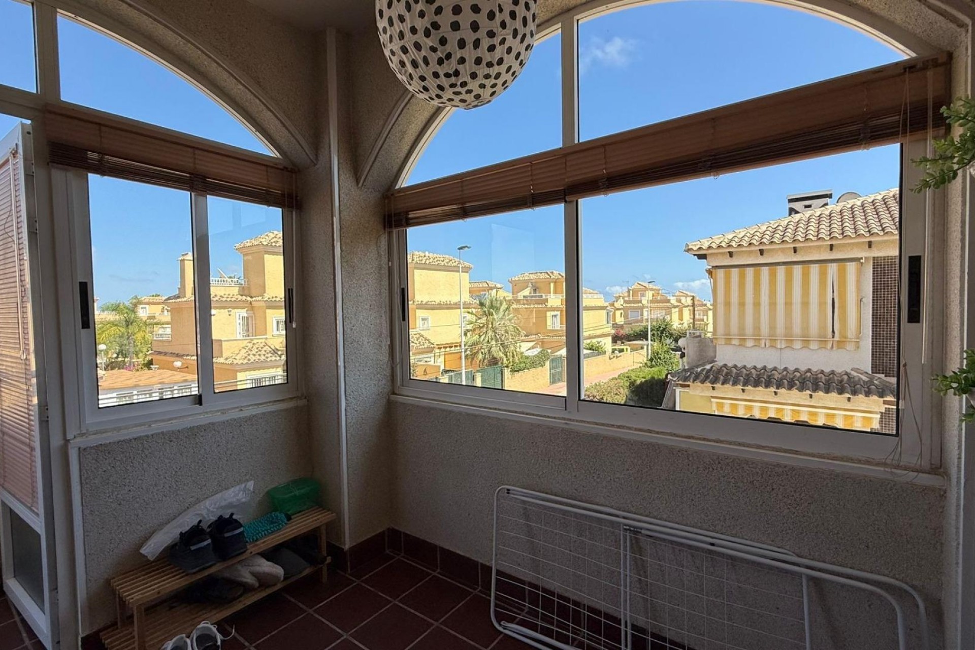 Resale - Bungalow -
Torrevieja - Punta Prima