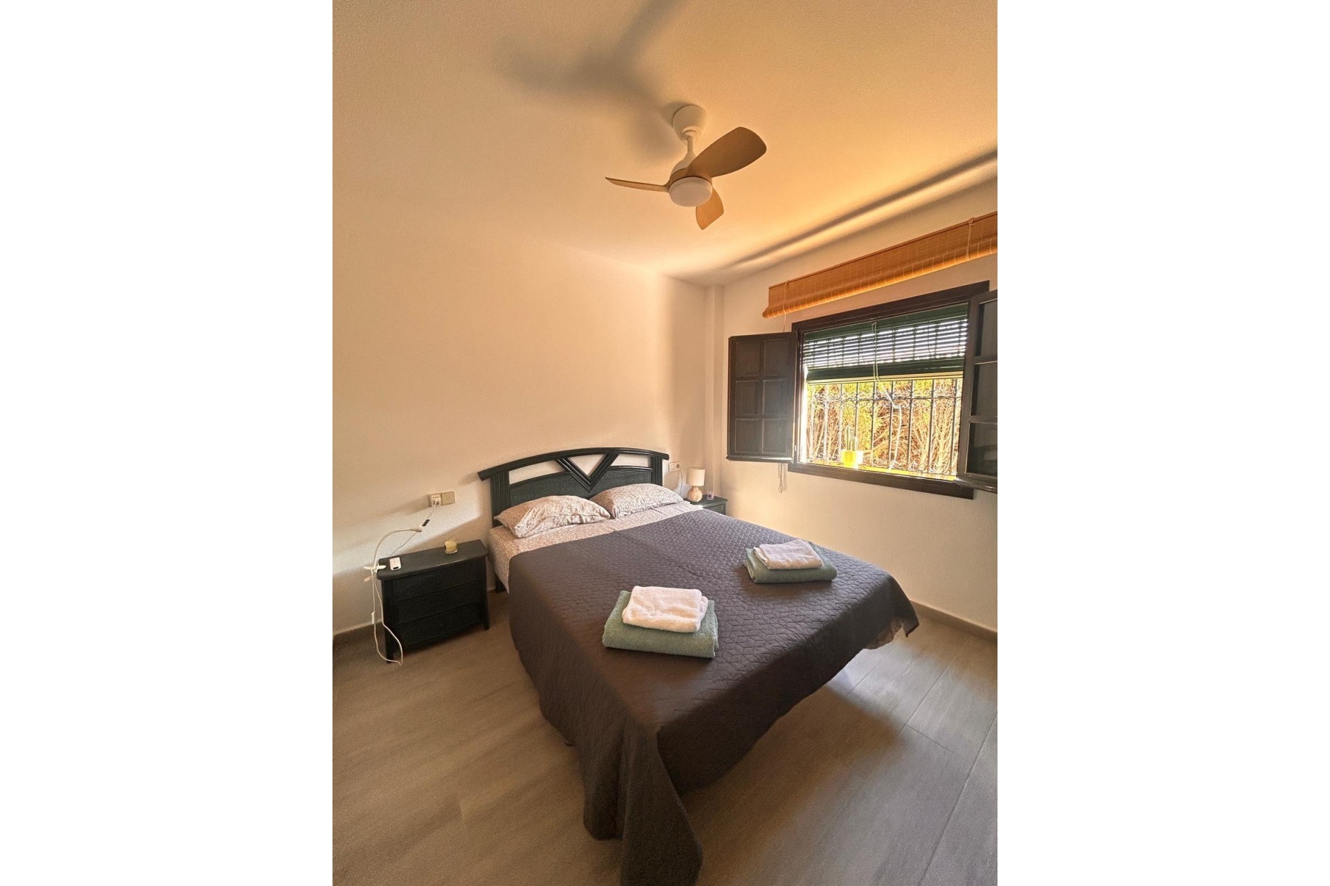 Resale - Bungalow -
Torrevieja - Torre La Mata