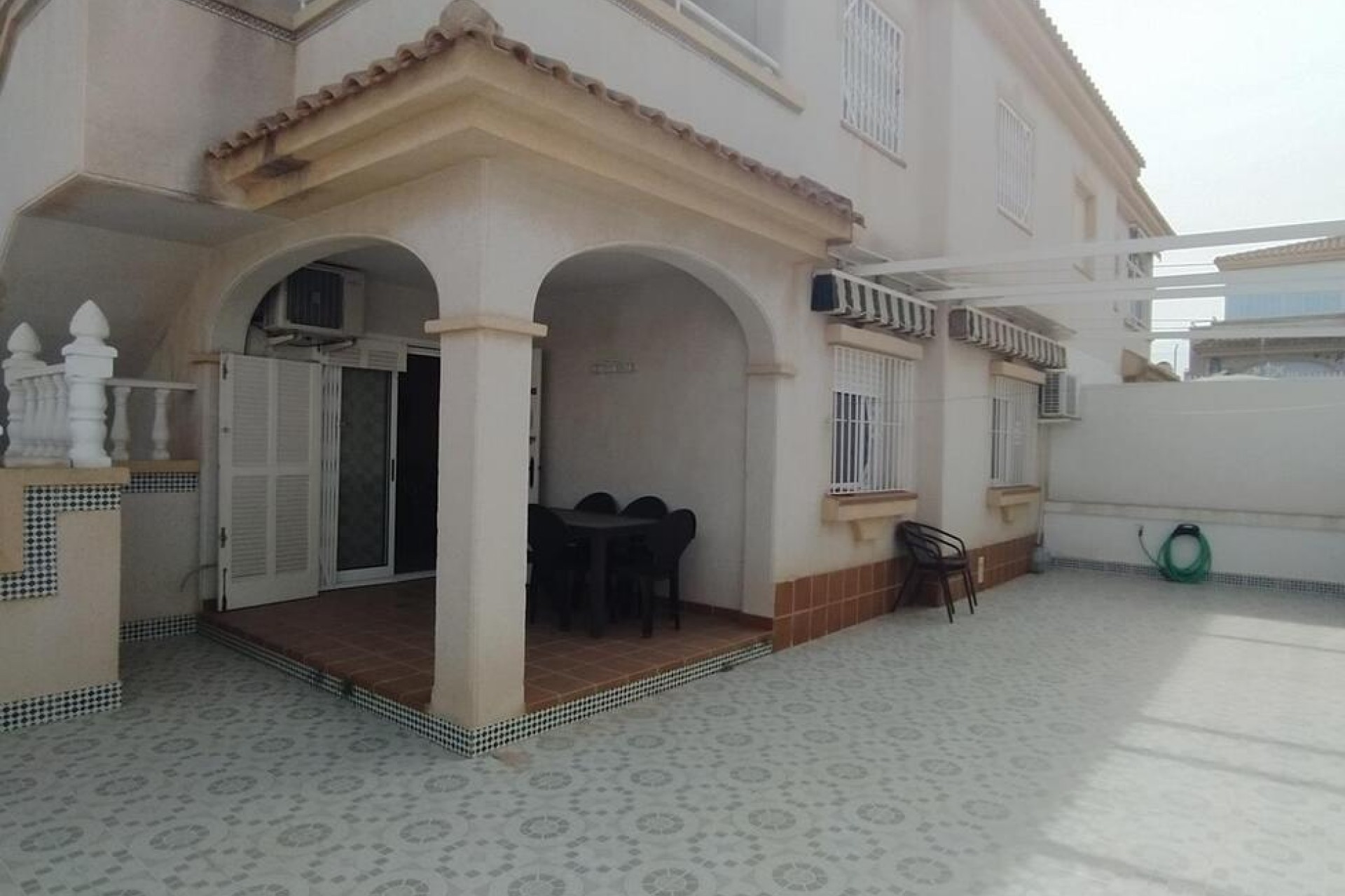 Resale - Bungalow -
Torrevieja - Torreblanca