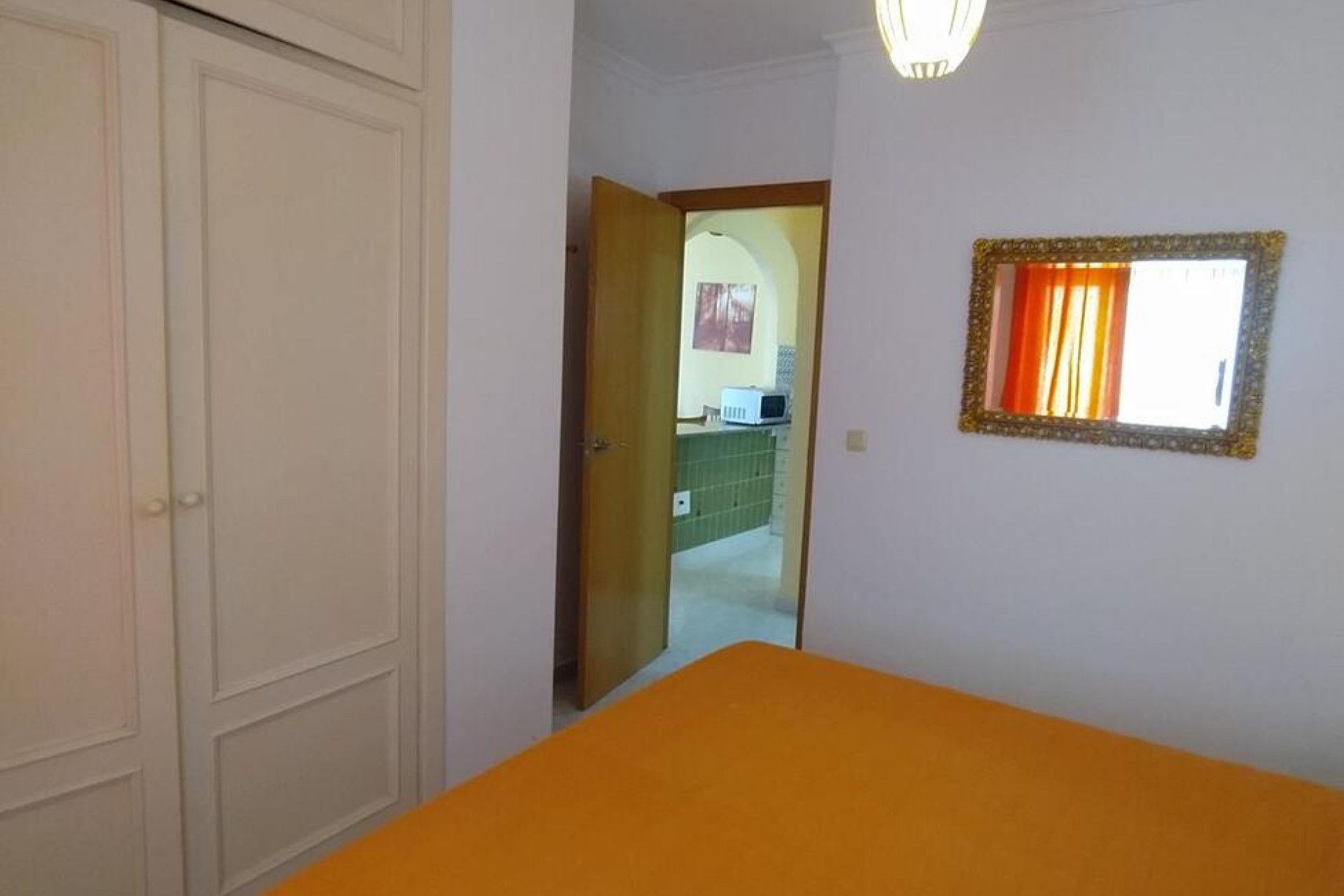 Resale - Bungalow -
Torrevieja - Torreblanca