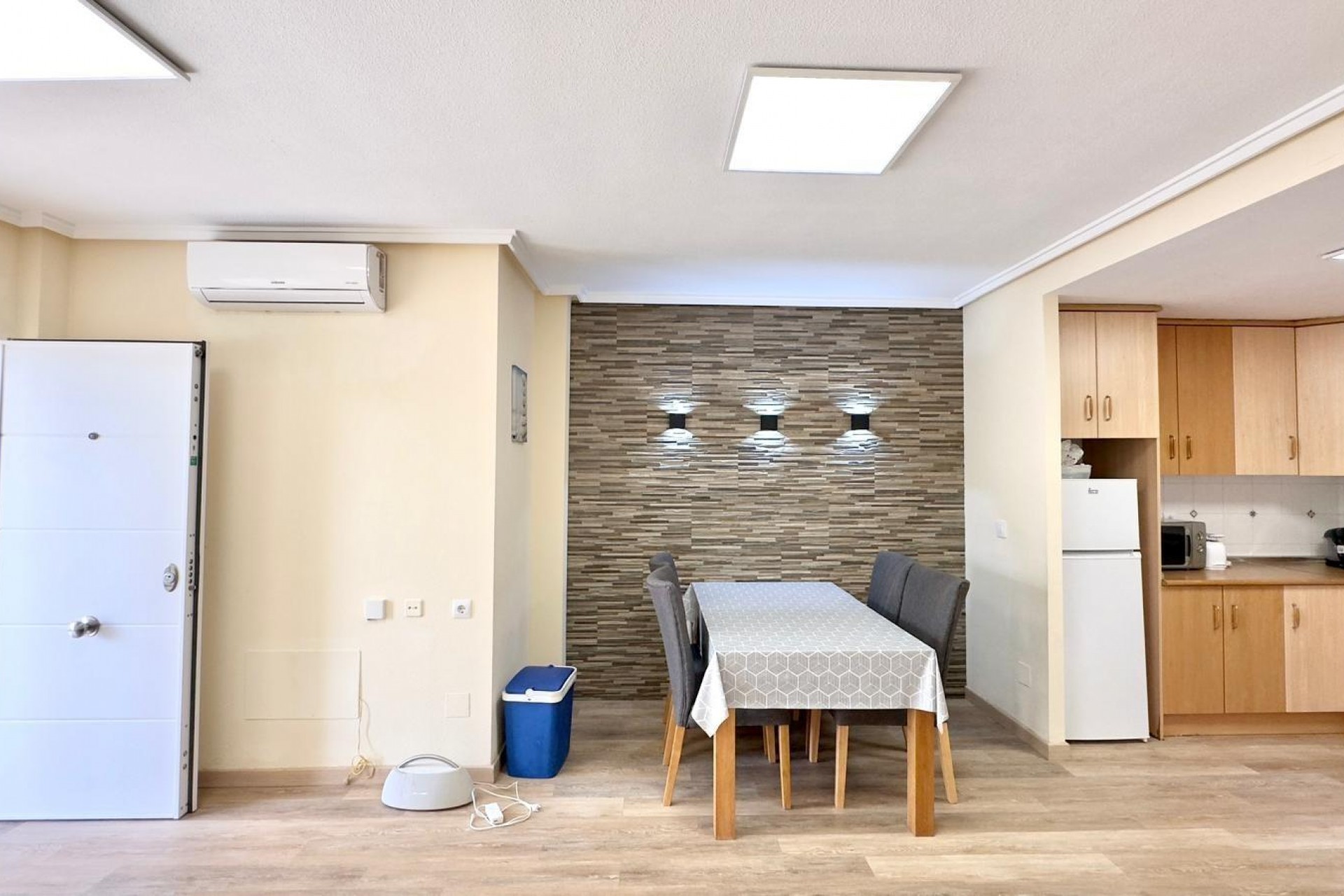 Resale - Bungalow -
Torrevieja - Torreblanca