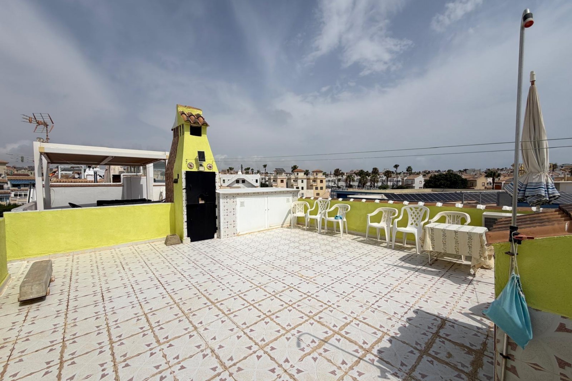 Resale - Bungalow -
Torrevieja - Torreblanca