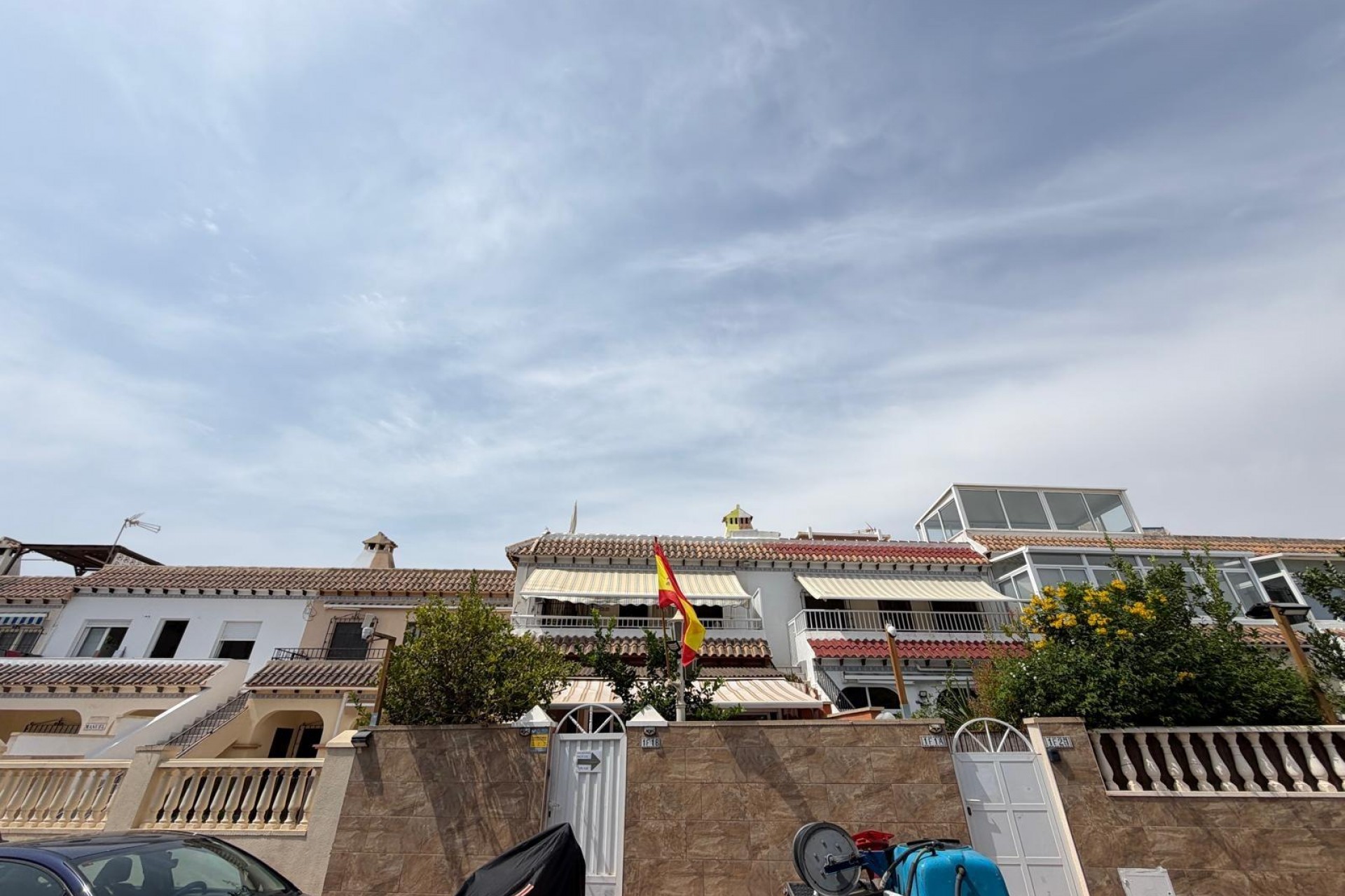 Resale - Bungalow -
Torrevieja - Torreblanca