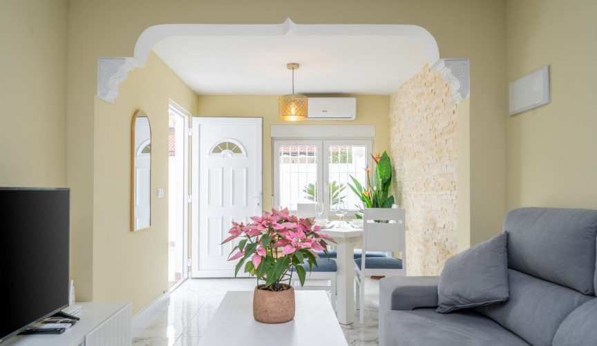 Resale - Bungalow -
Torrevieja - Torreta