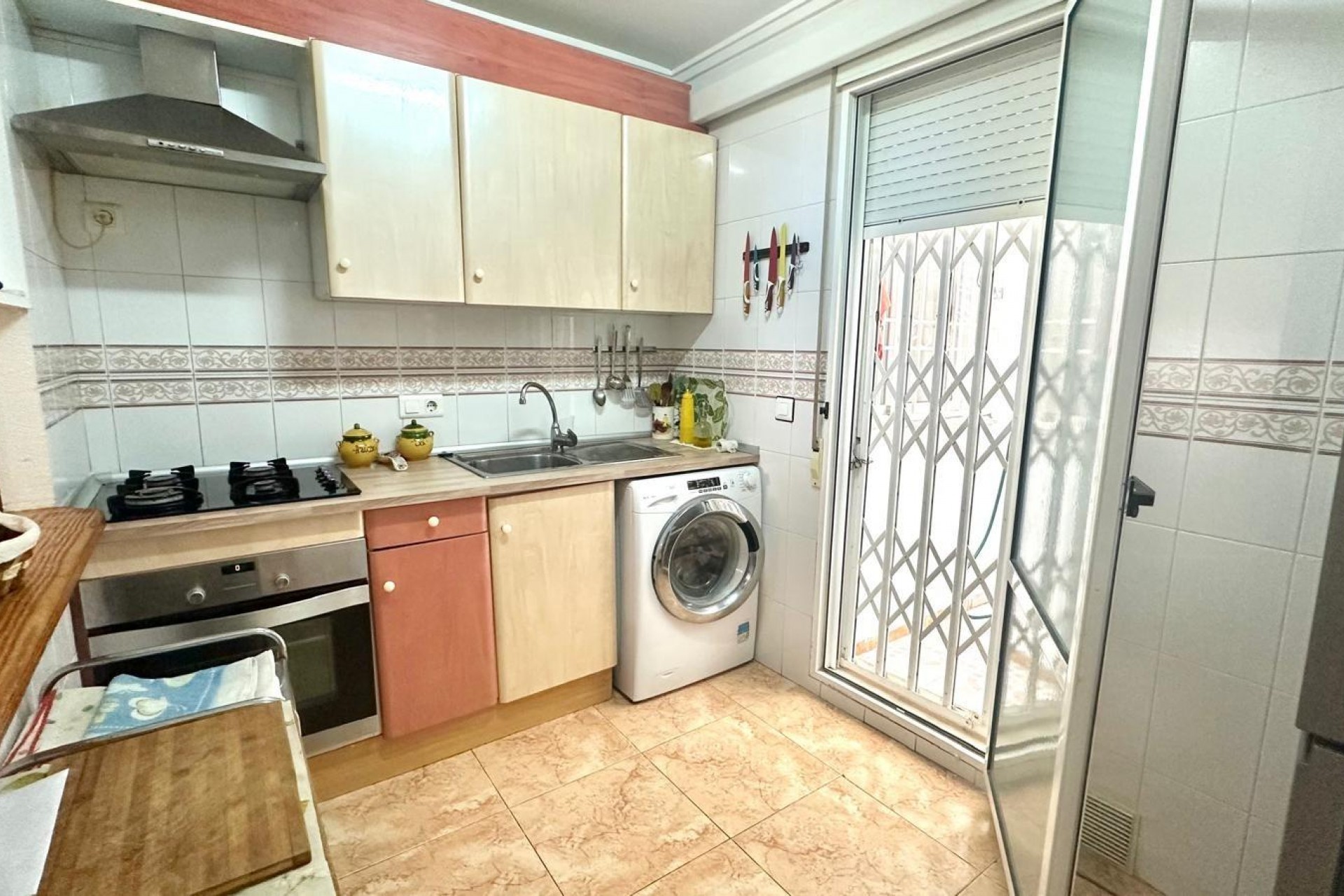 Resale - Bungalow -
Torrevieja - Torretas