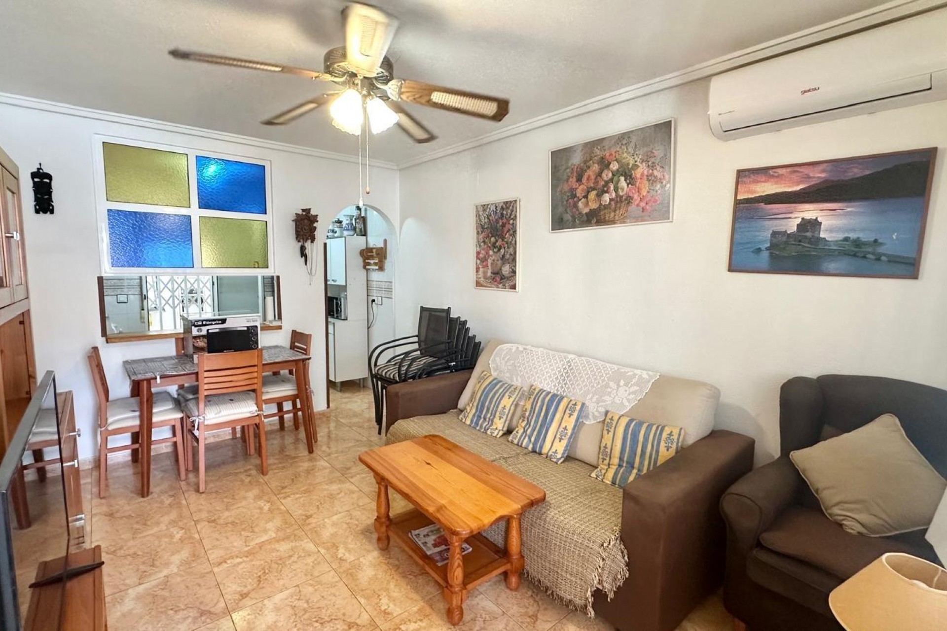 Resale - Bungalow -
Torrevieja - Torretas