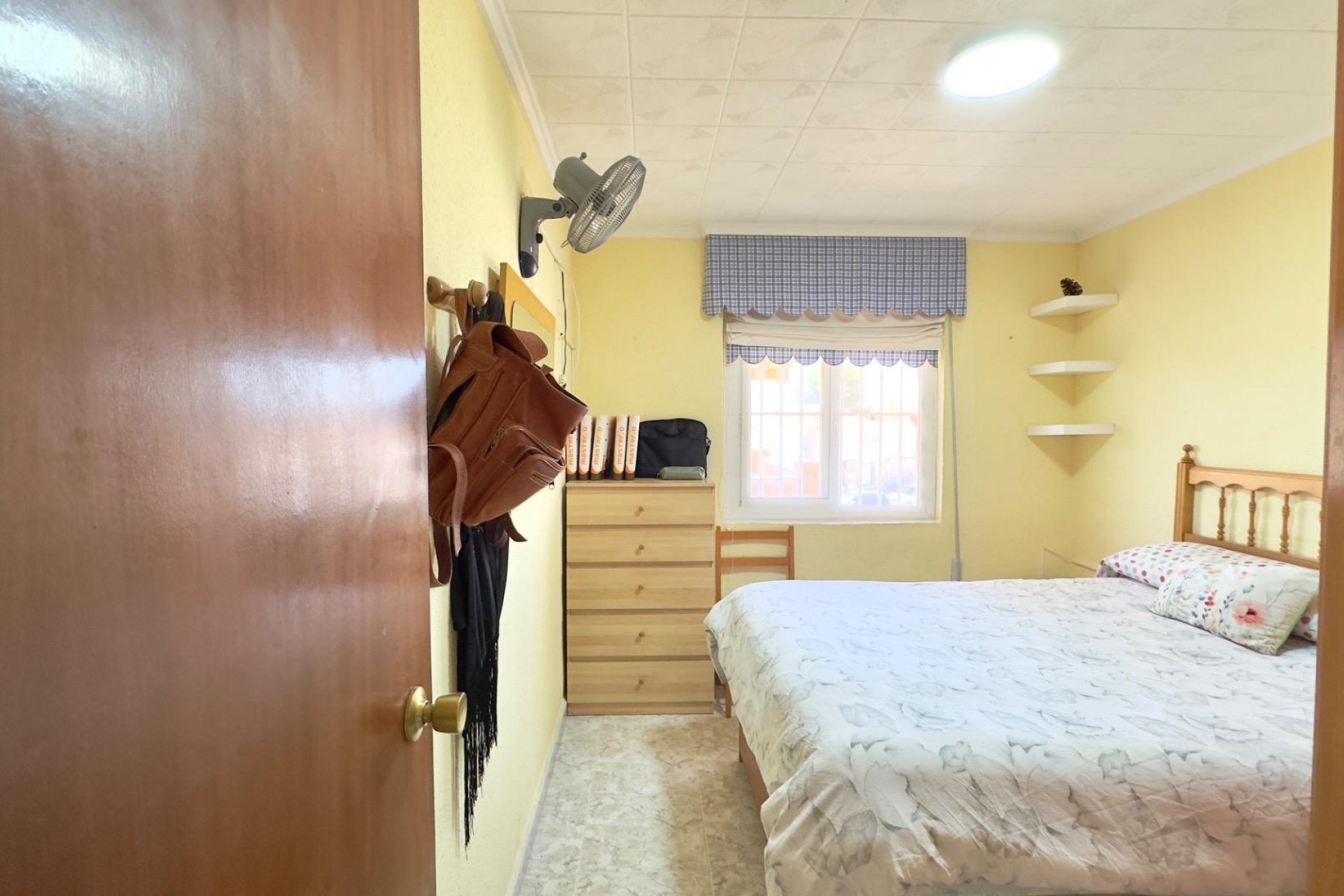 Resale - Bungalow -
Torrevieja - Torretas