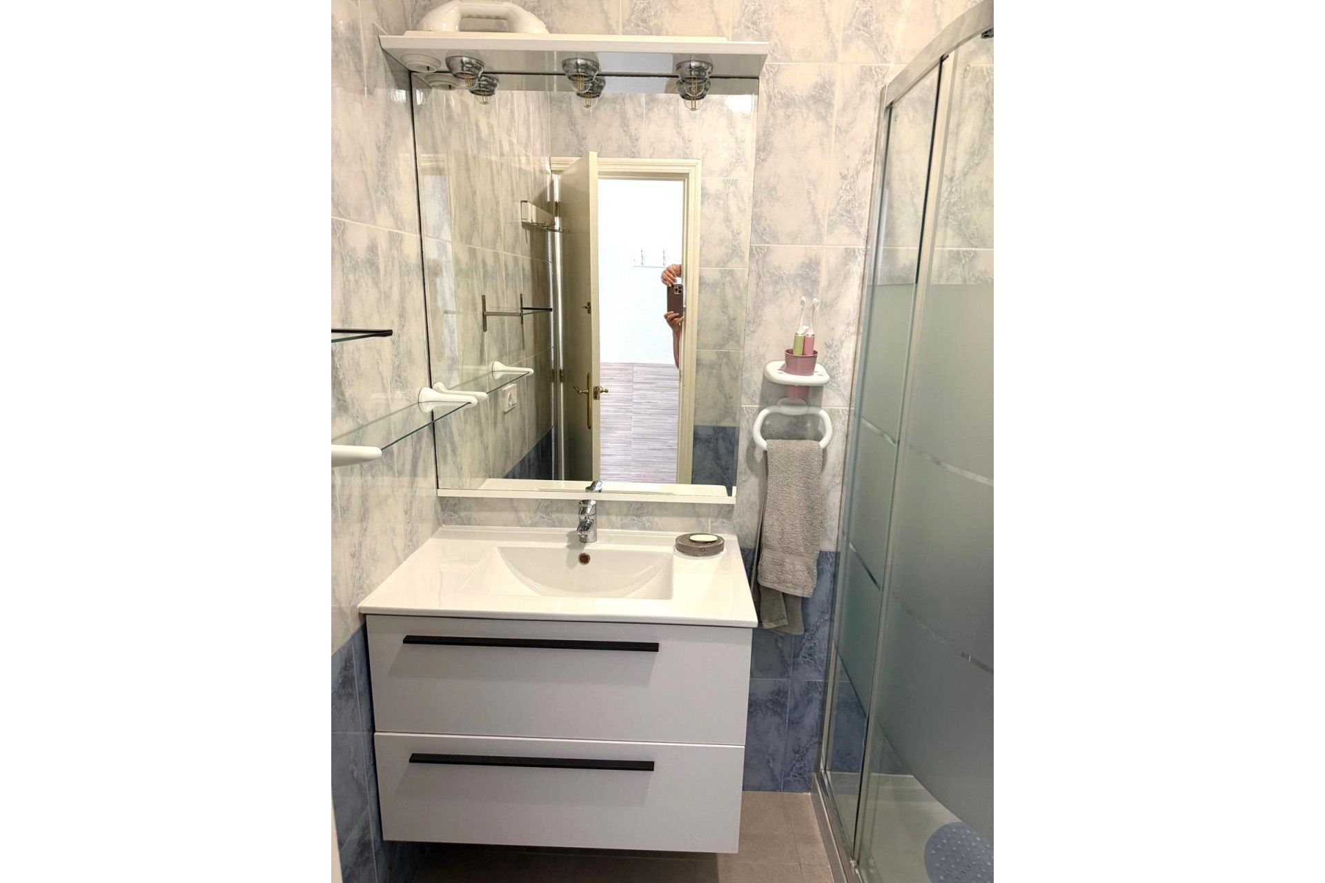 Resale - Bungalow -
Torrevieja - Torretas
