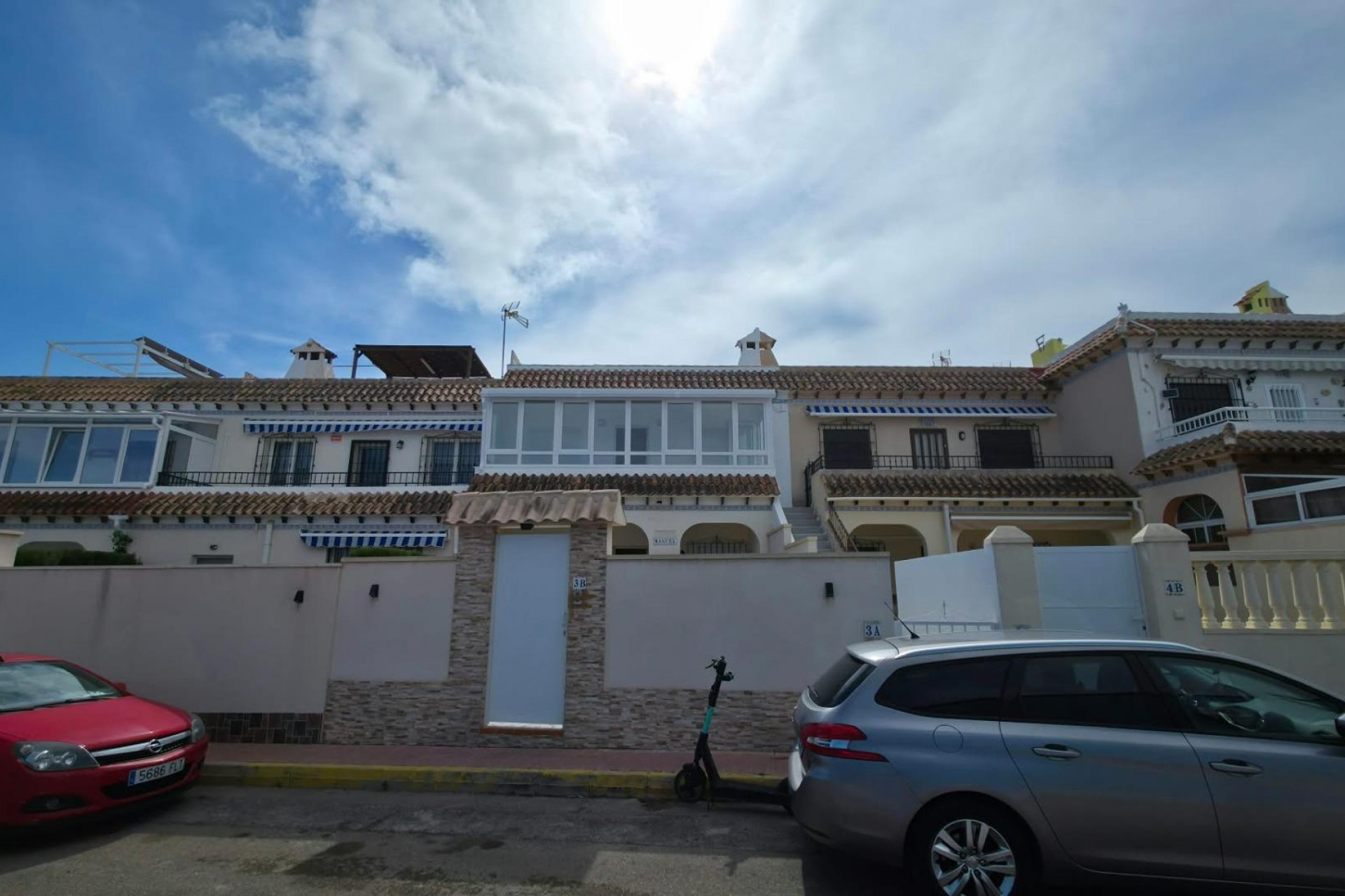 Resale - Bungalow -
Torrevieja - Zona Los Frutales