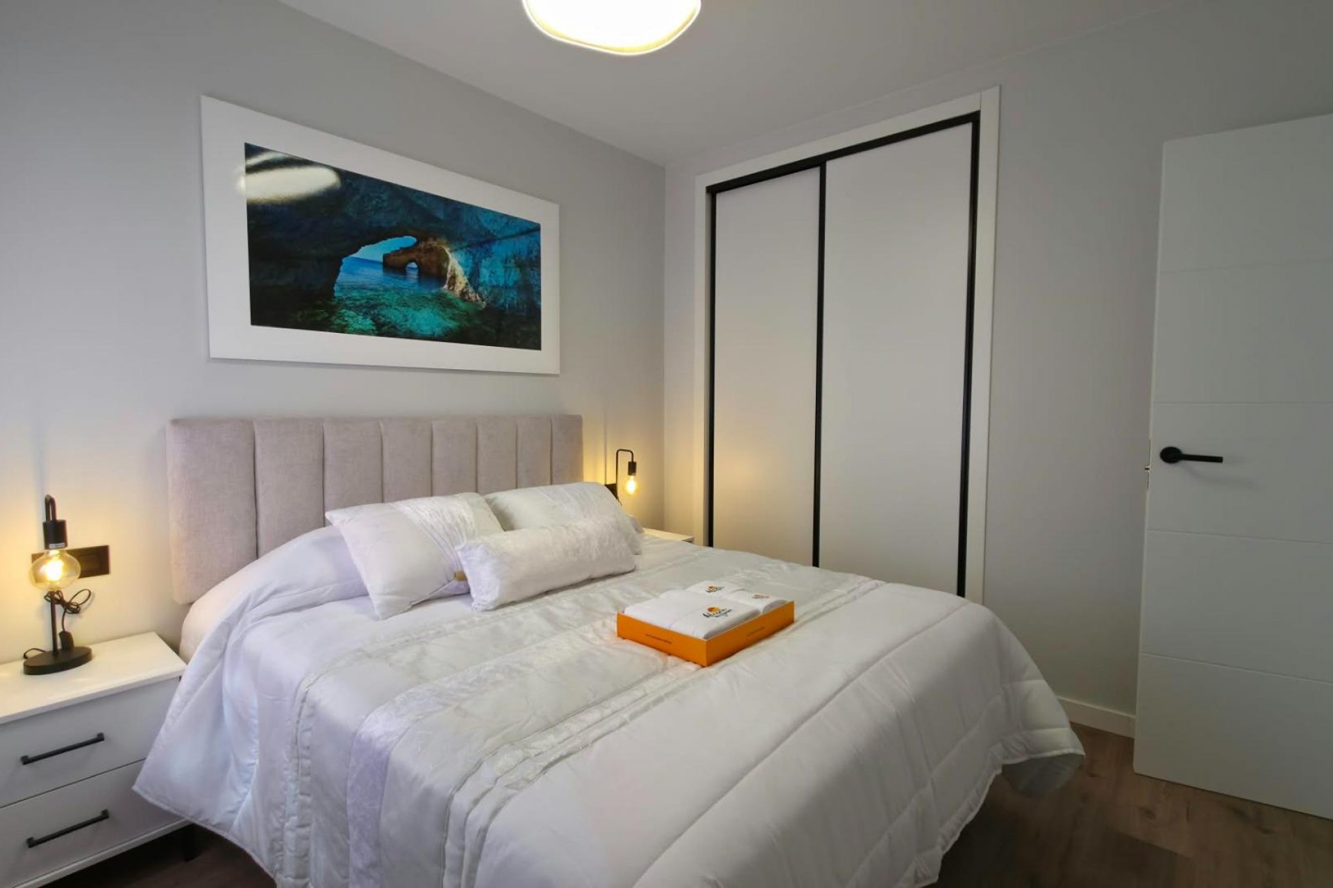 Resale - Bungalow -
Torrevieja - Zona Los Frutales