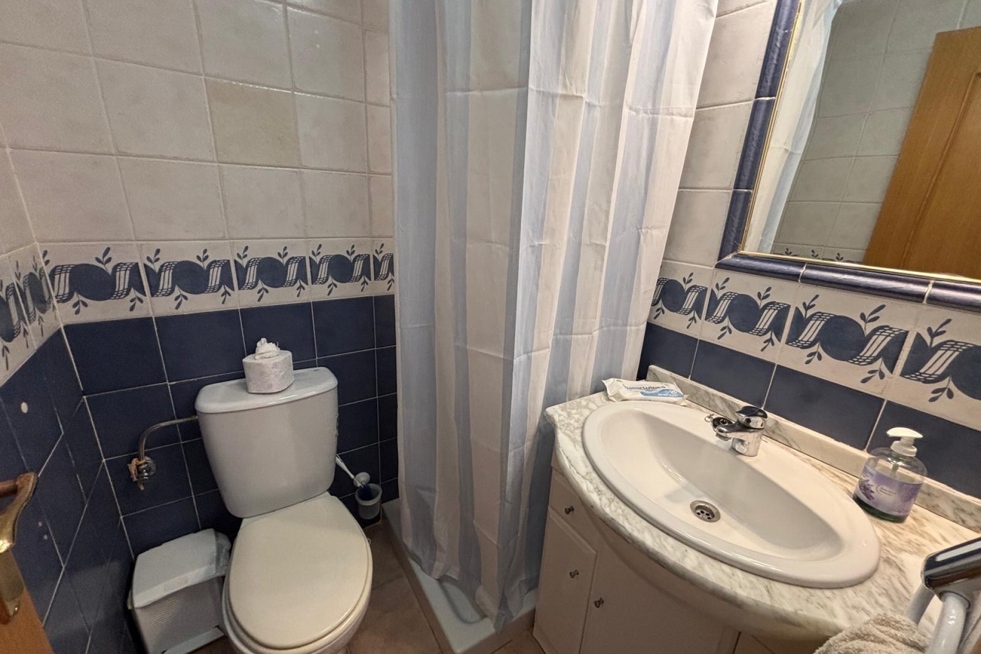 Resale - Bungalow -
Torrevieja