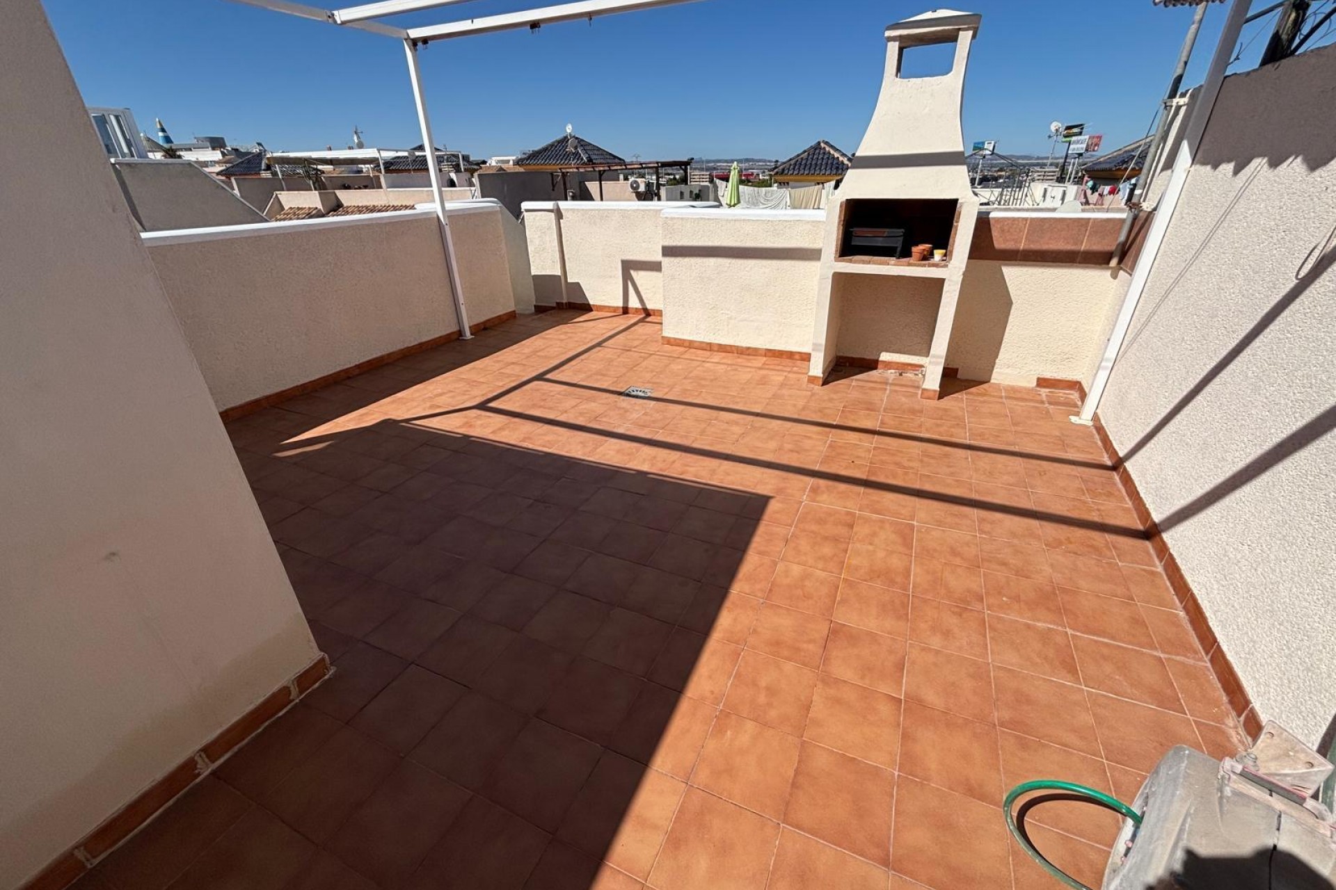 Resale - Bungalow -
Torrevieja