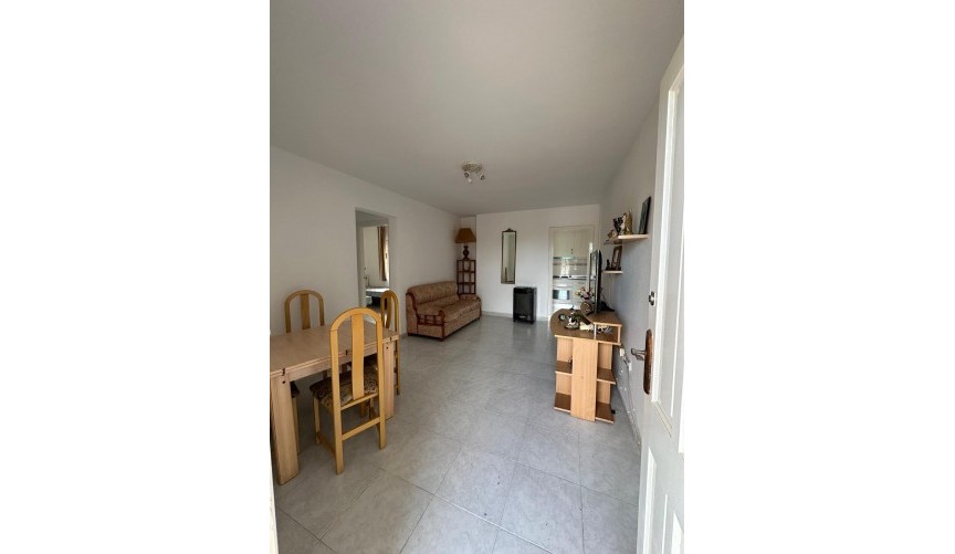 Resale - Bungalow -
Torrevieja