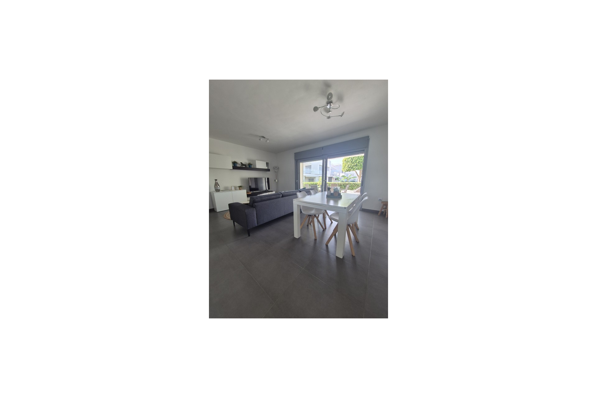 Resale - Bungalow -
Vistabella Golf Entre Naranjos - Inland