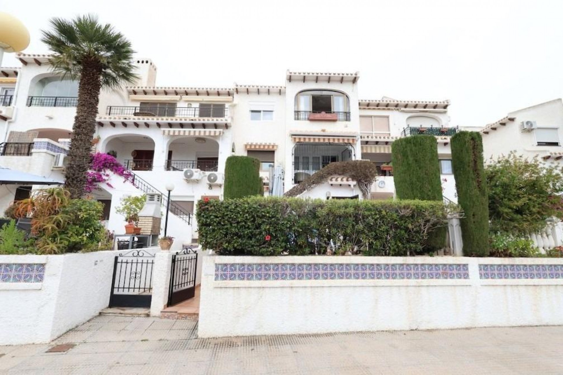 Resale - Duplex -
Cabo Roig - Costa Blanca