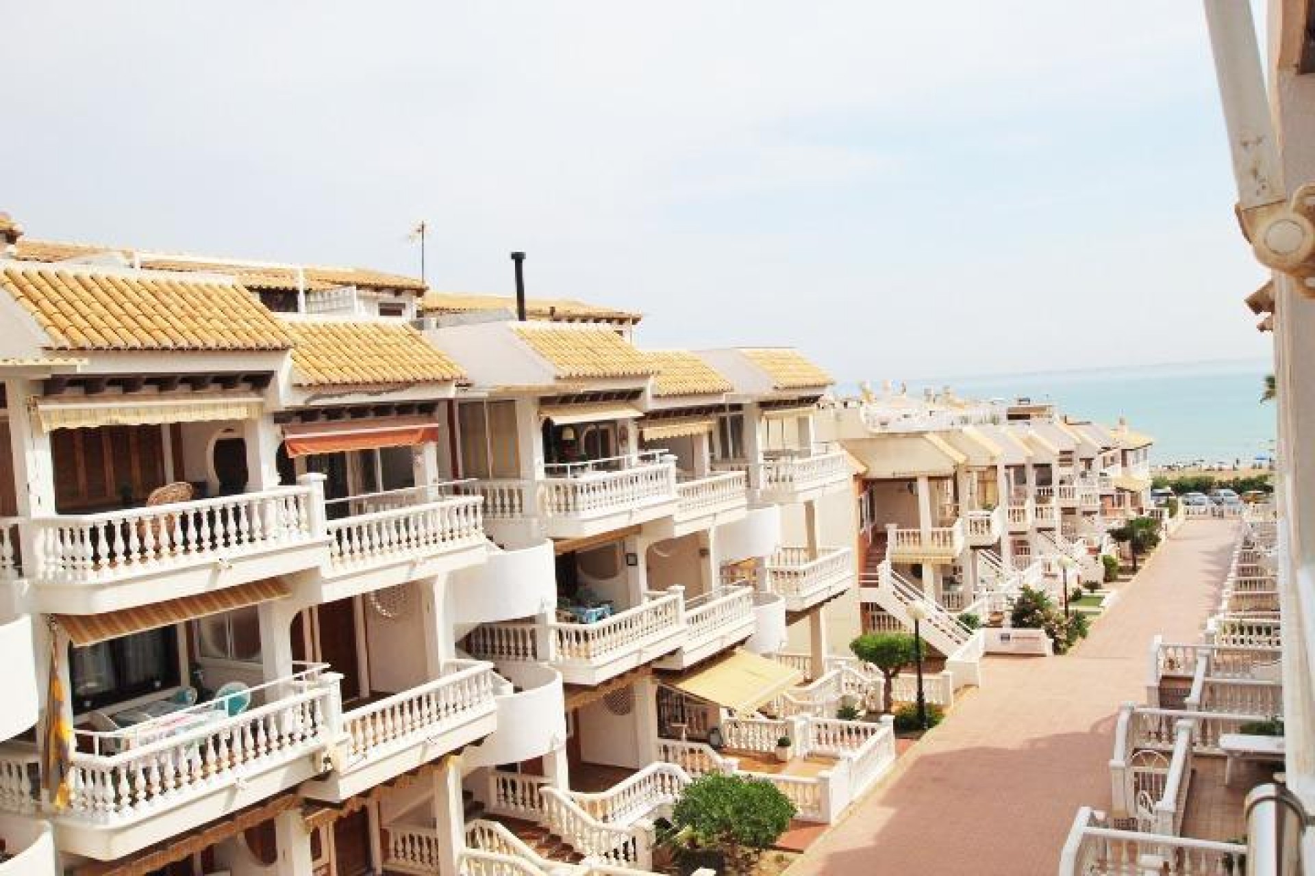 Resale - Duplex -
Guardamar del Segura - Benamor