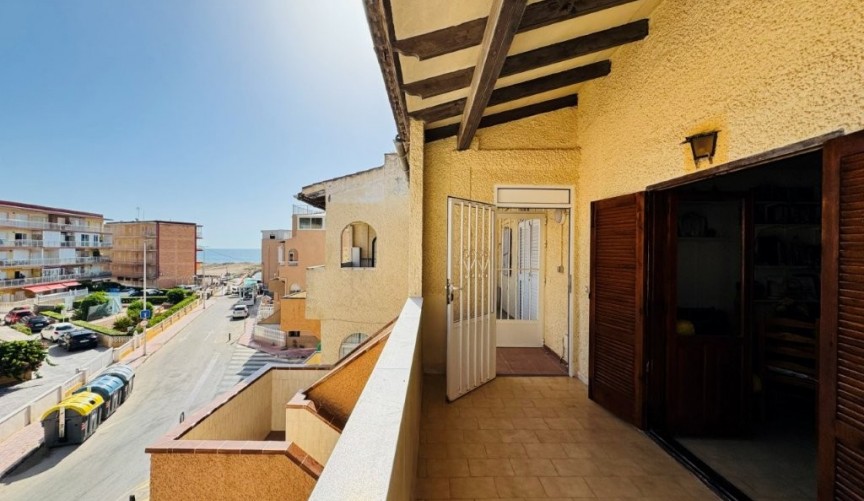 Resale - Duplex -
La Mata - Costa Blanca