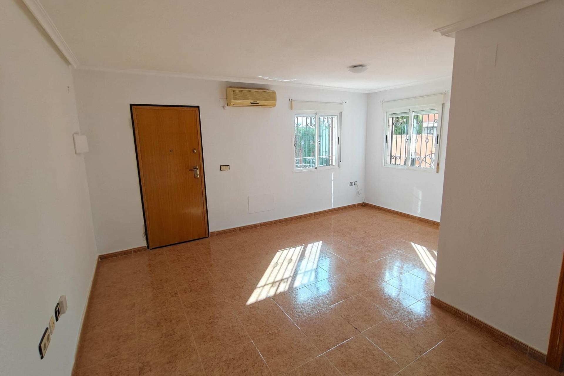 Resale - Duplex -
Los Montesinos - Costa Blanca Sur