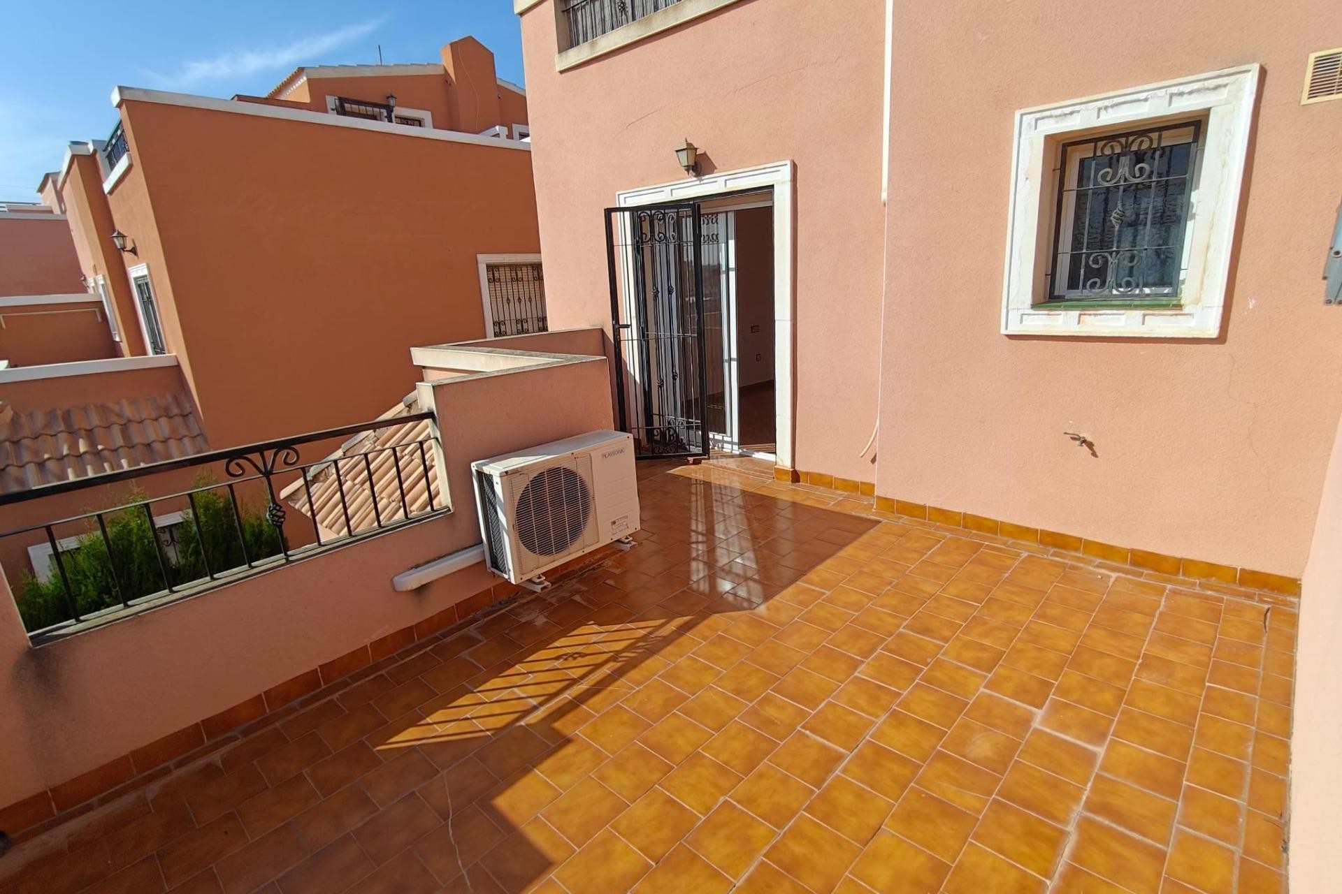 Resale - Duplex -
Los Montesinos - Costa Blanca Sur