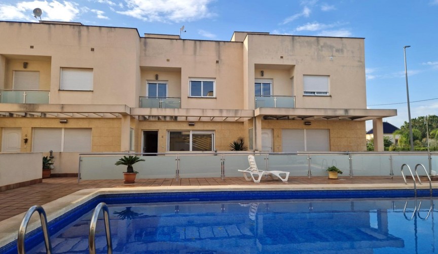 Resale - Duplex -
Los Montesinos - La Herrada