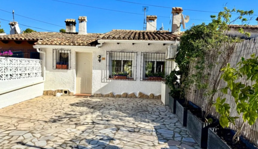 Resale - Duplex -
Moraira - Costa Blanca