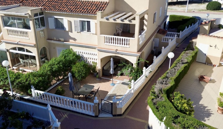 Resale - Duplex -
Orihuela Costa - Costa Blanca