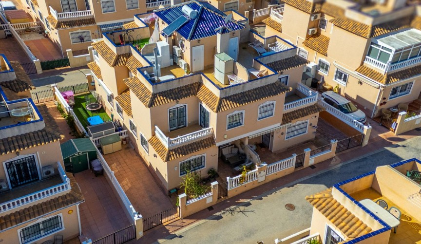 Resale - Duplex -
Orihuela Costa - La Regia