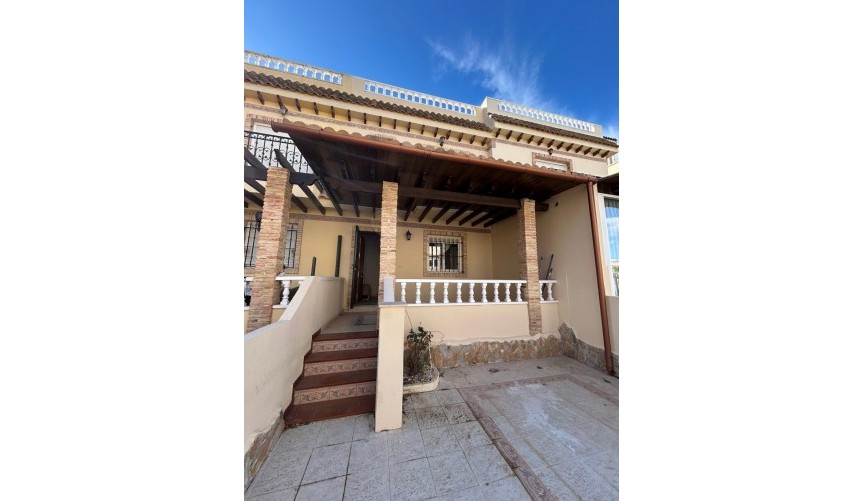 Resale - Duplex -
Orihuela Costa - Los Almendros-la Florida