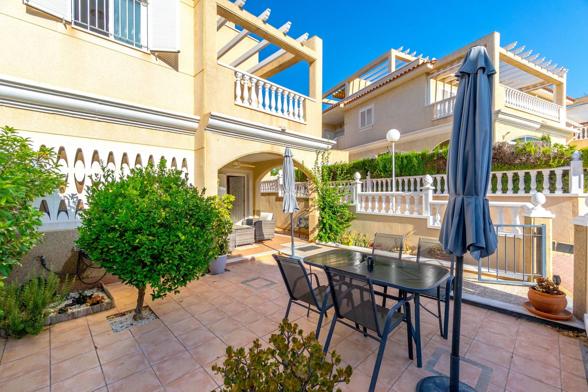 Resale - Duplex -
Orihuela Costa - Playa Flamenca