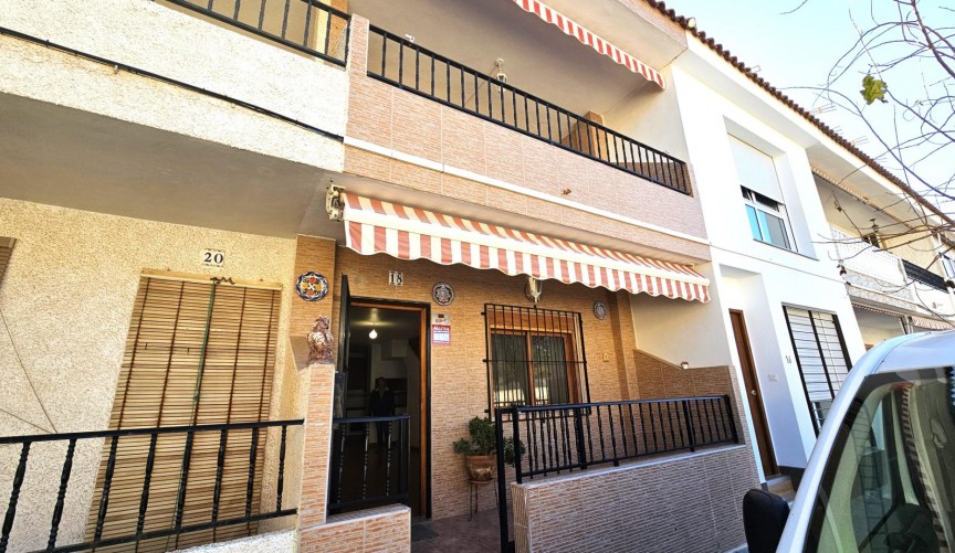 Resale - Duplex -
Pilar de la Horadada - La Torre De La Horadada