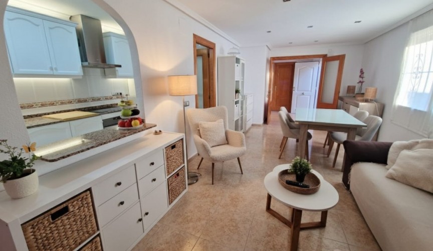 Resale - Duplex -
Playa Flamenca - Costa Blanca