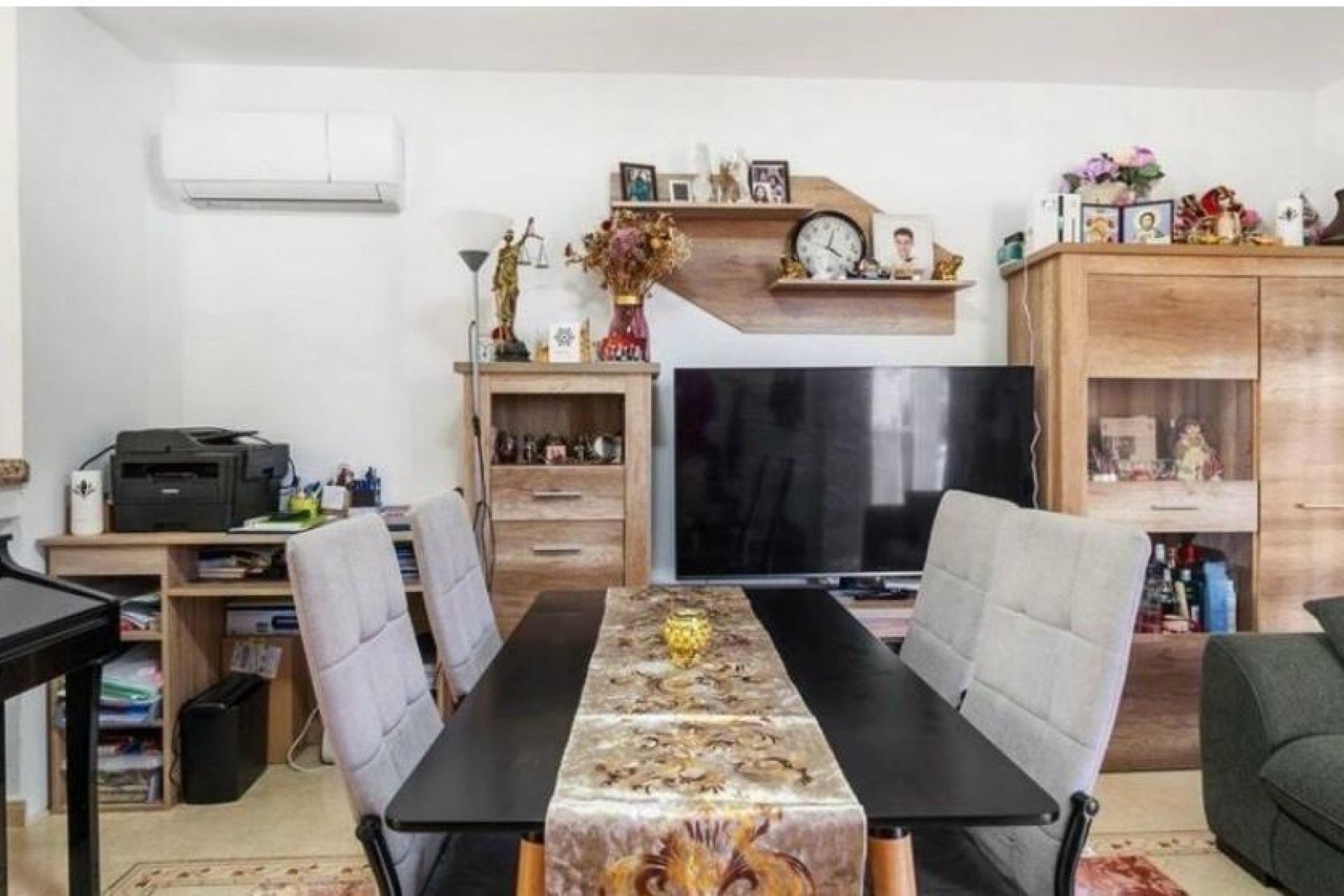 Resale - Duplex -
San Miguel de Salinas - Las Filipinas