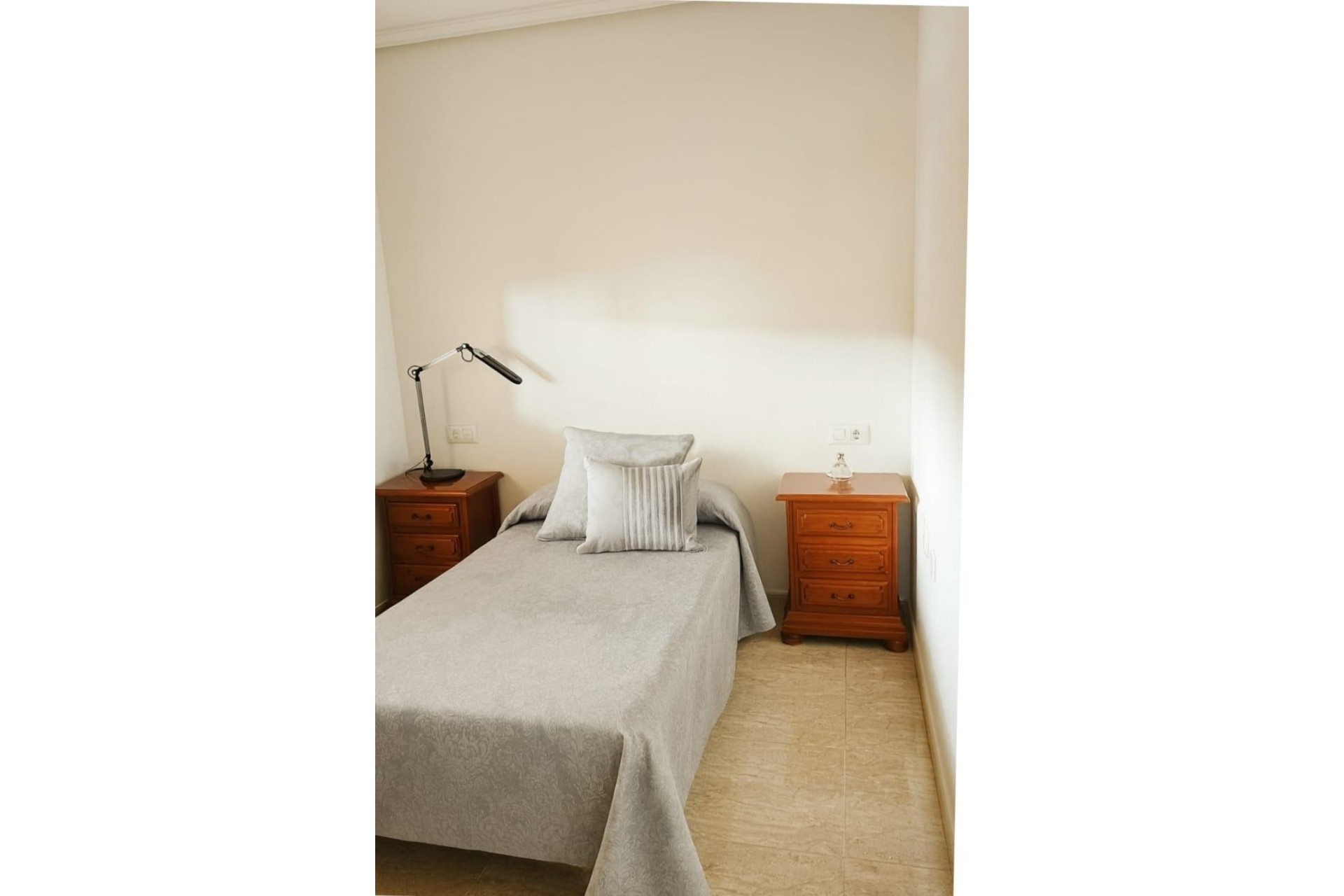 Resale - Duplex -
Santiago de la Ribera - Santiago De La Ribera