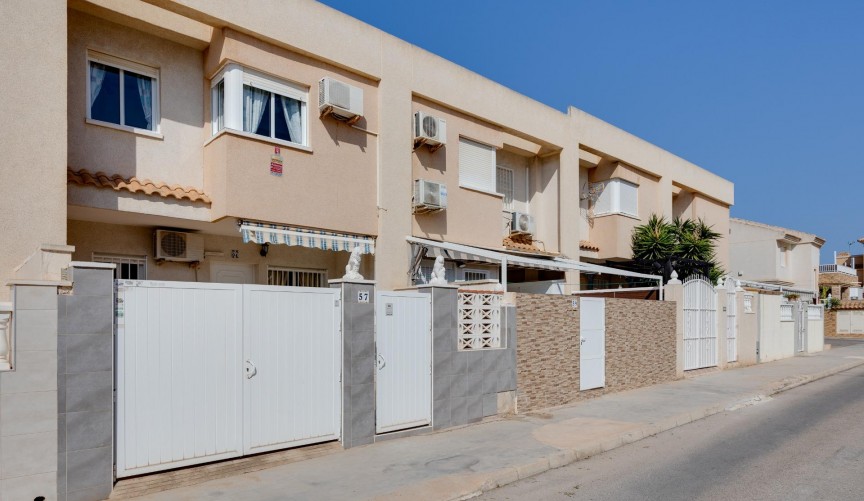 Resale - Duplex -
Torrevieja - Aguas Nuevas 2