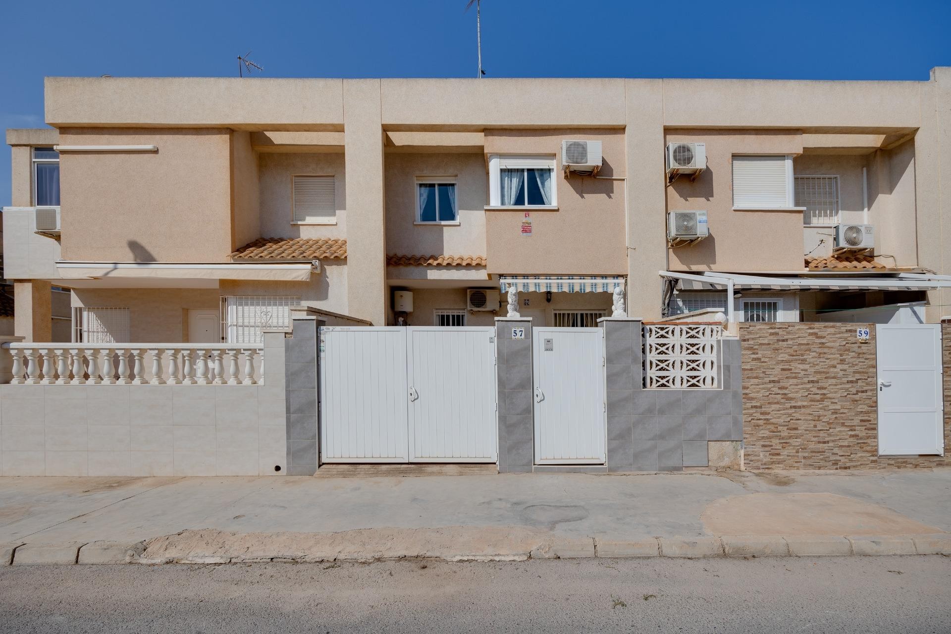 Resale - Duplex -
Torrevieja - Aguas Nuevas 2