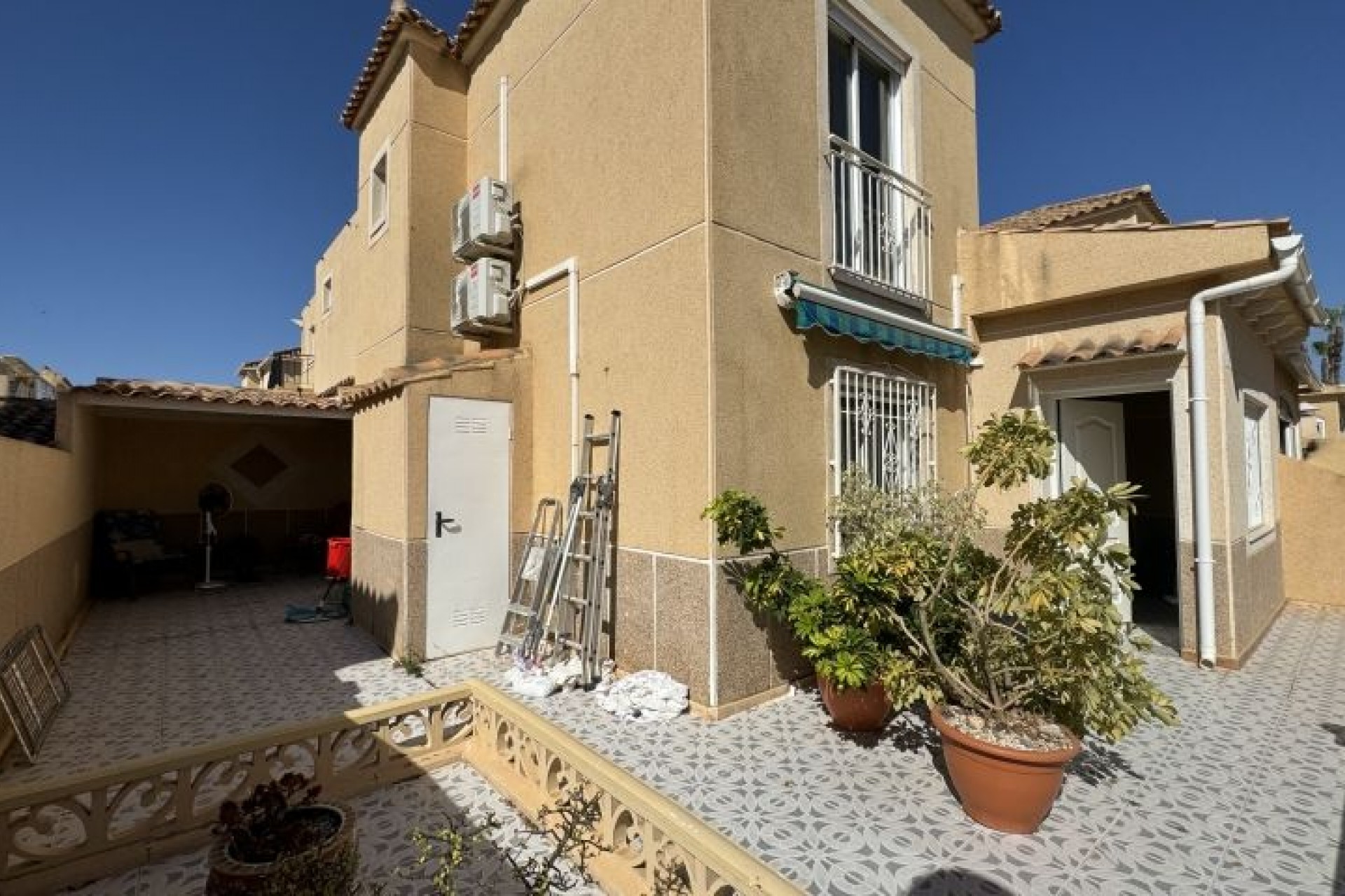 Resale - Duplex -
Torrevieja - Costa Blanca