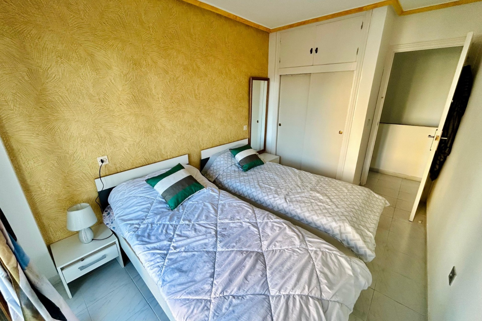 Resale - Duplex -
Torrevieja - Costa Blanca