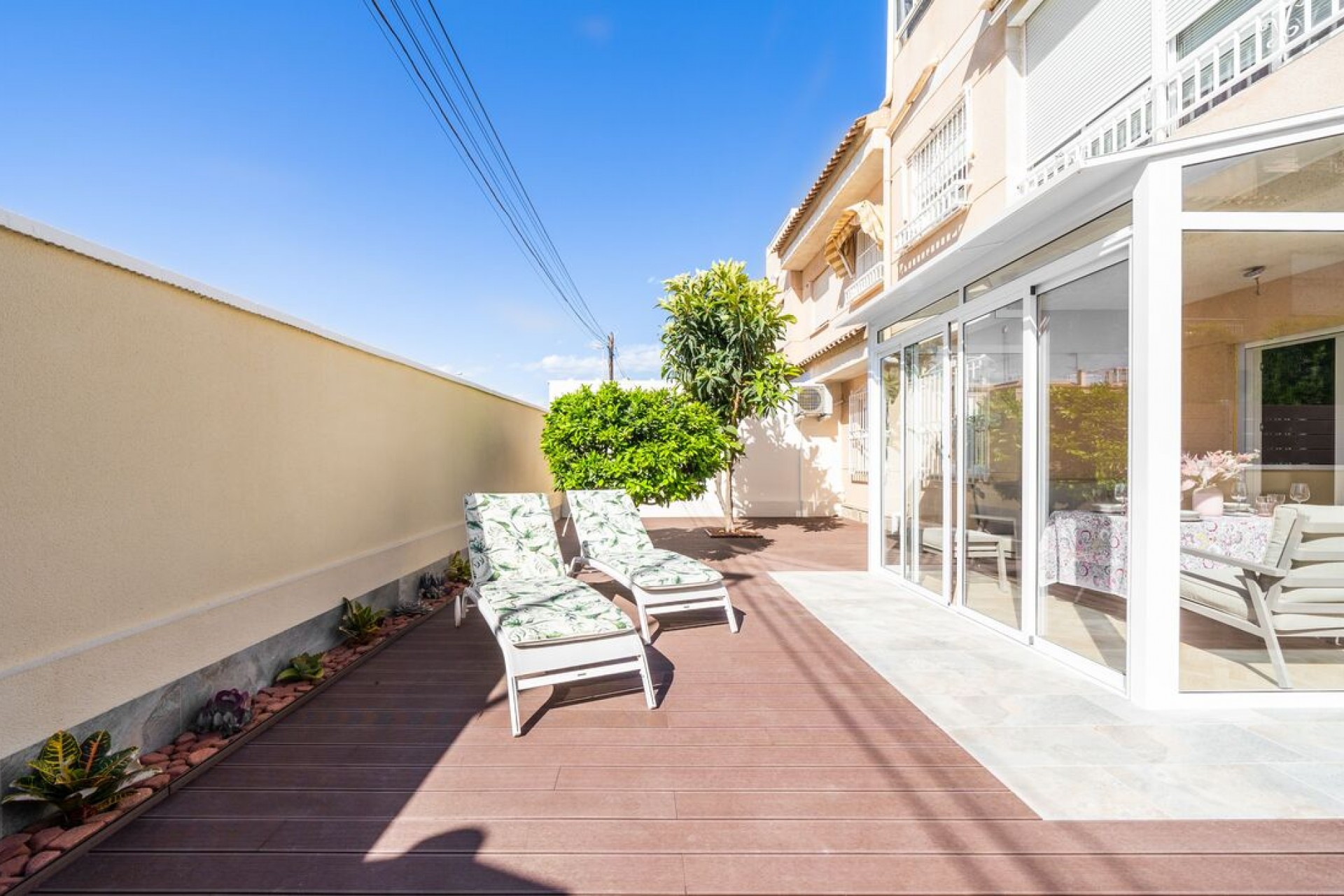 Resale - Duplex -
Torrevieja - Costa Blanca