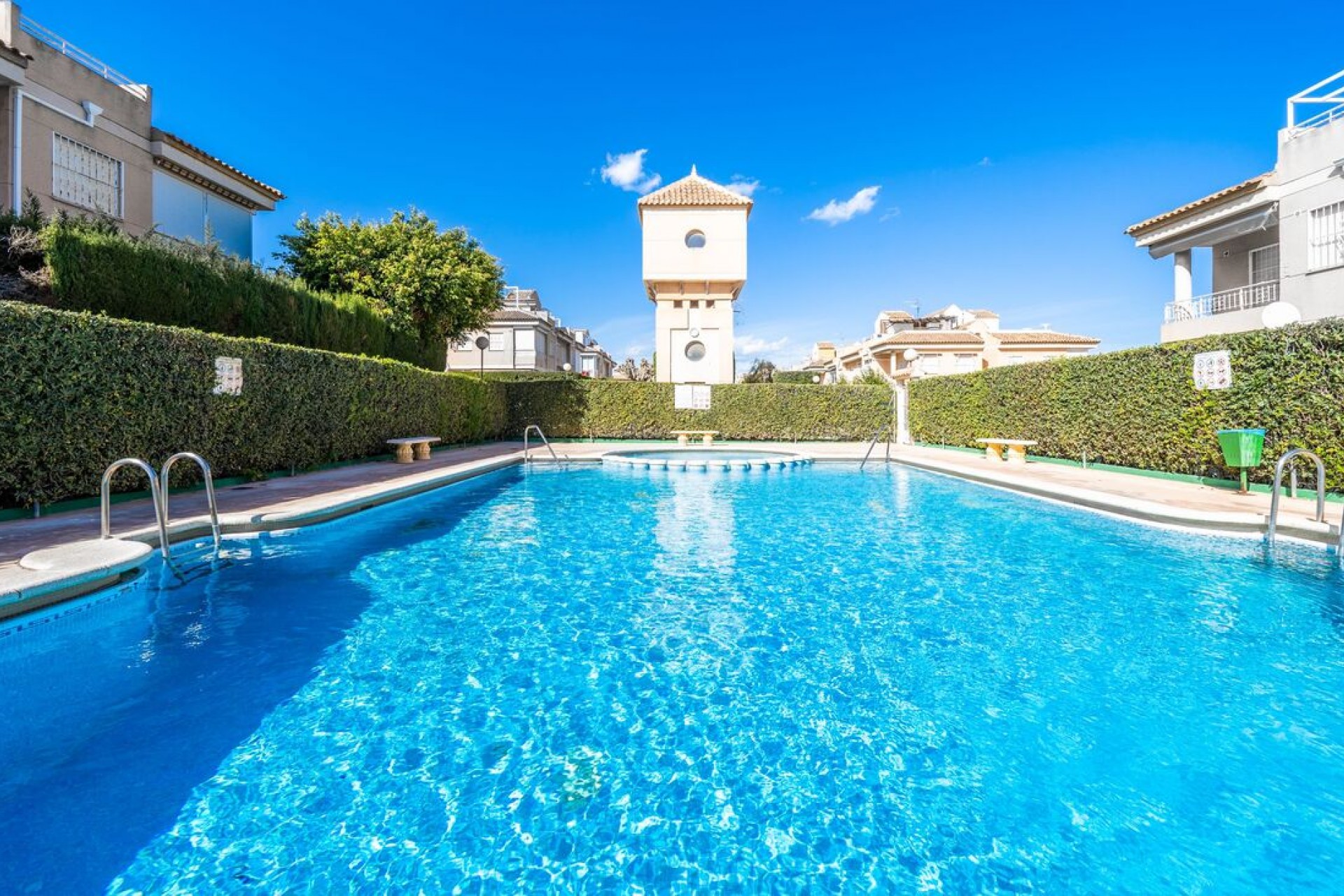 Resale - Duplex -
Torrevieja - Costa Blanca