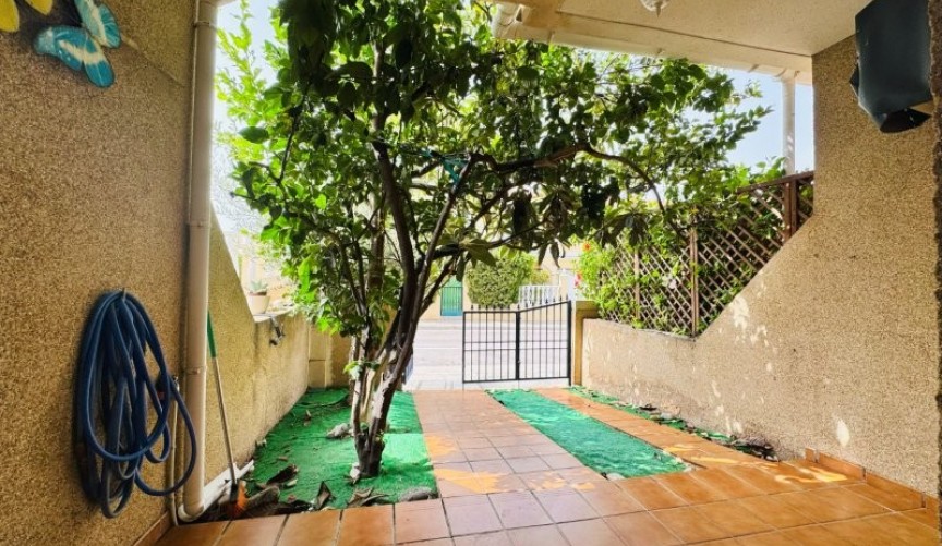 Resale - Duplex -
Torrevieja - Costa Blanca