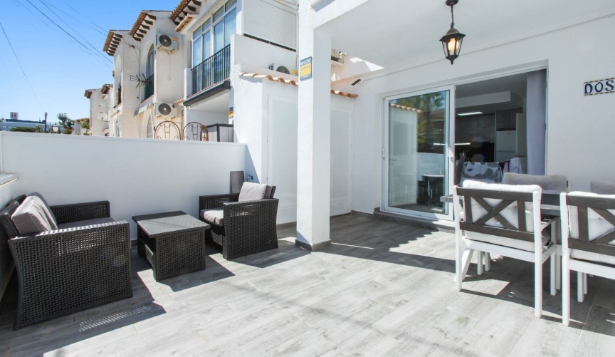 Resale - Duplex -
Torrevieja - Costa Blanca