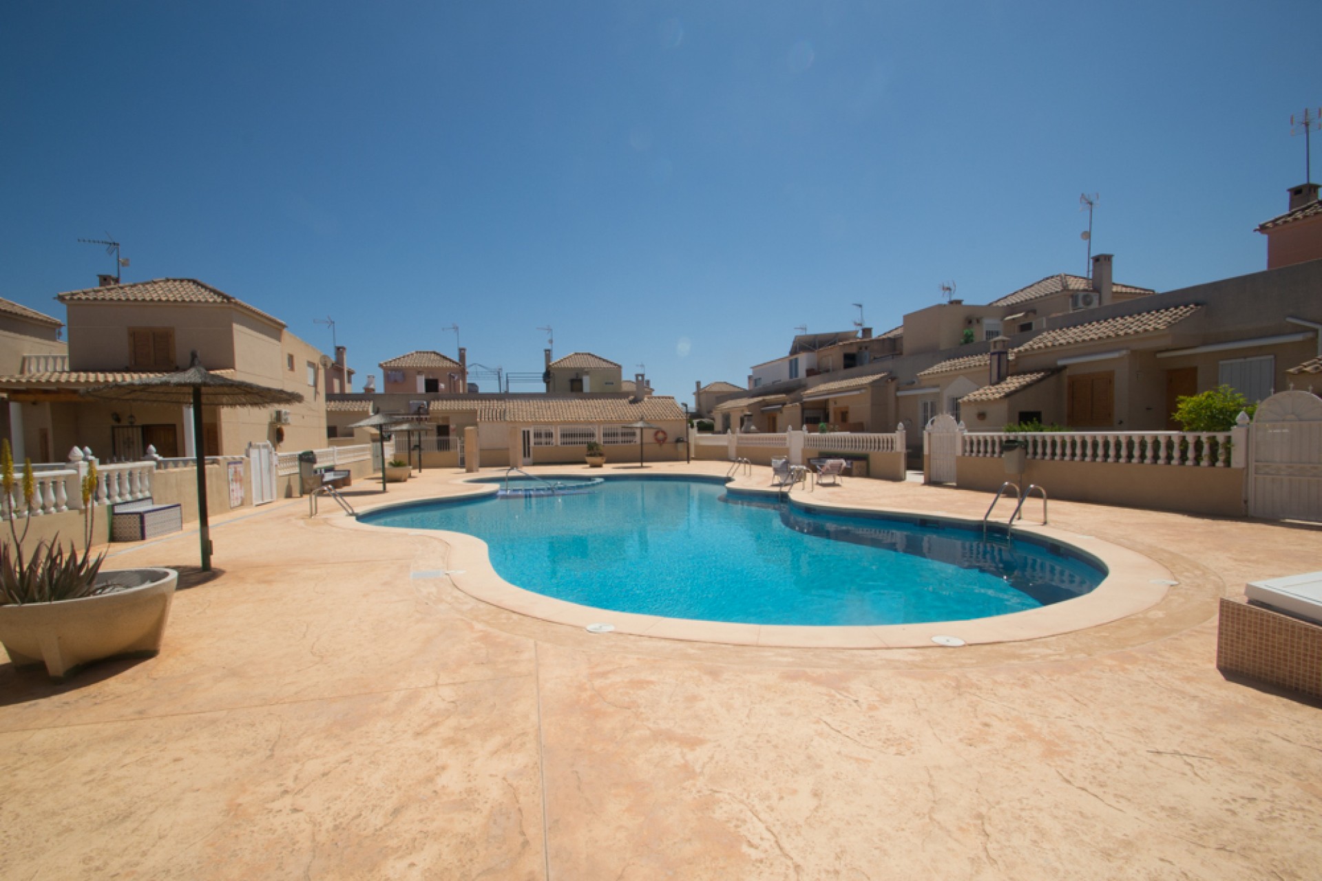 Resale - Duplex -
Torrevieja - Costa Blanca