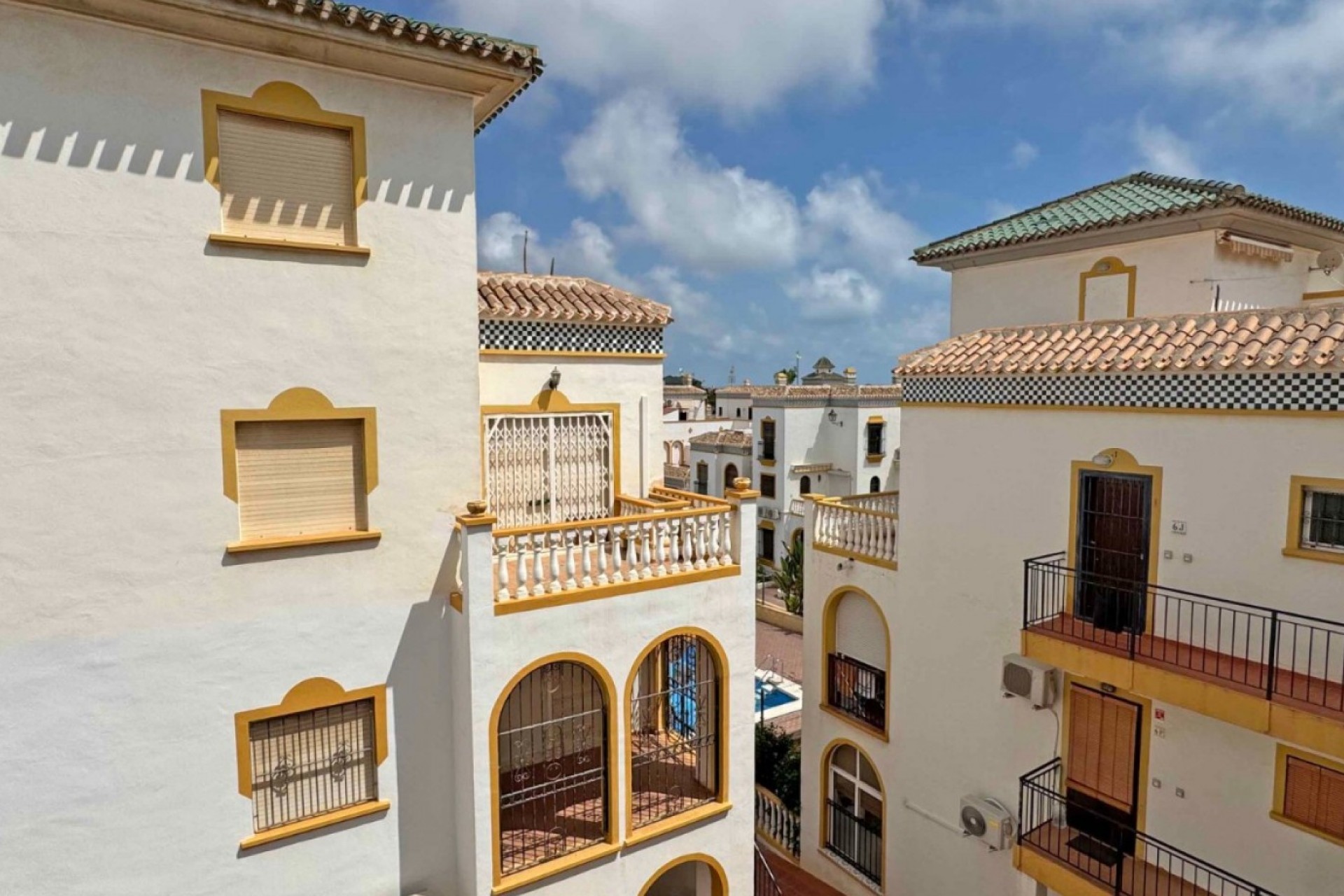 Resale - Duplex -
Torrevieja - Costa Blanca