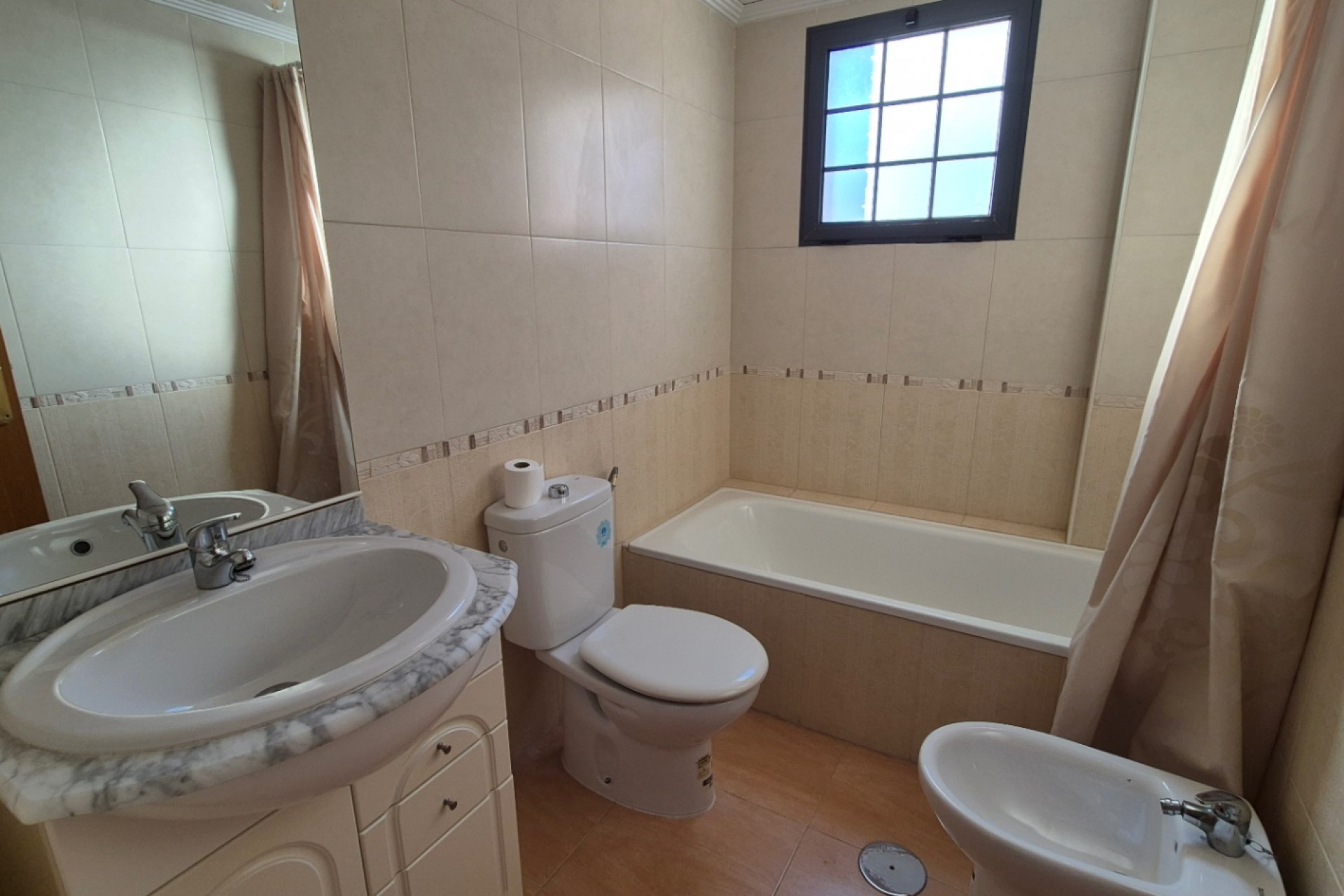 Resale - Duplex -
Torrevieja - Costa Blanca