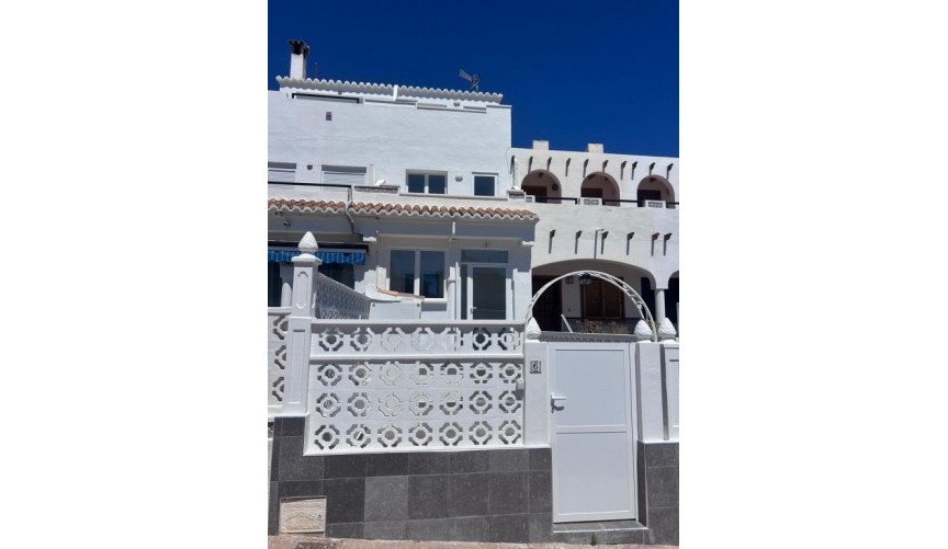 Resale - Duplex -
Torrevieja - Costa Blanca