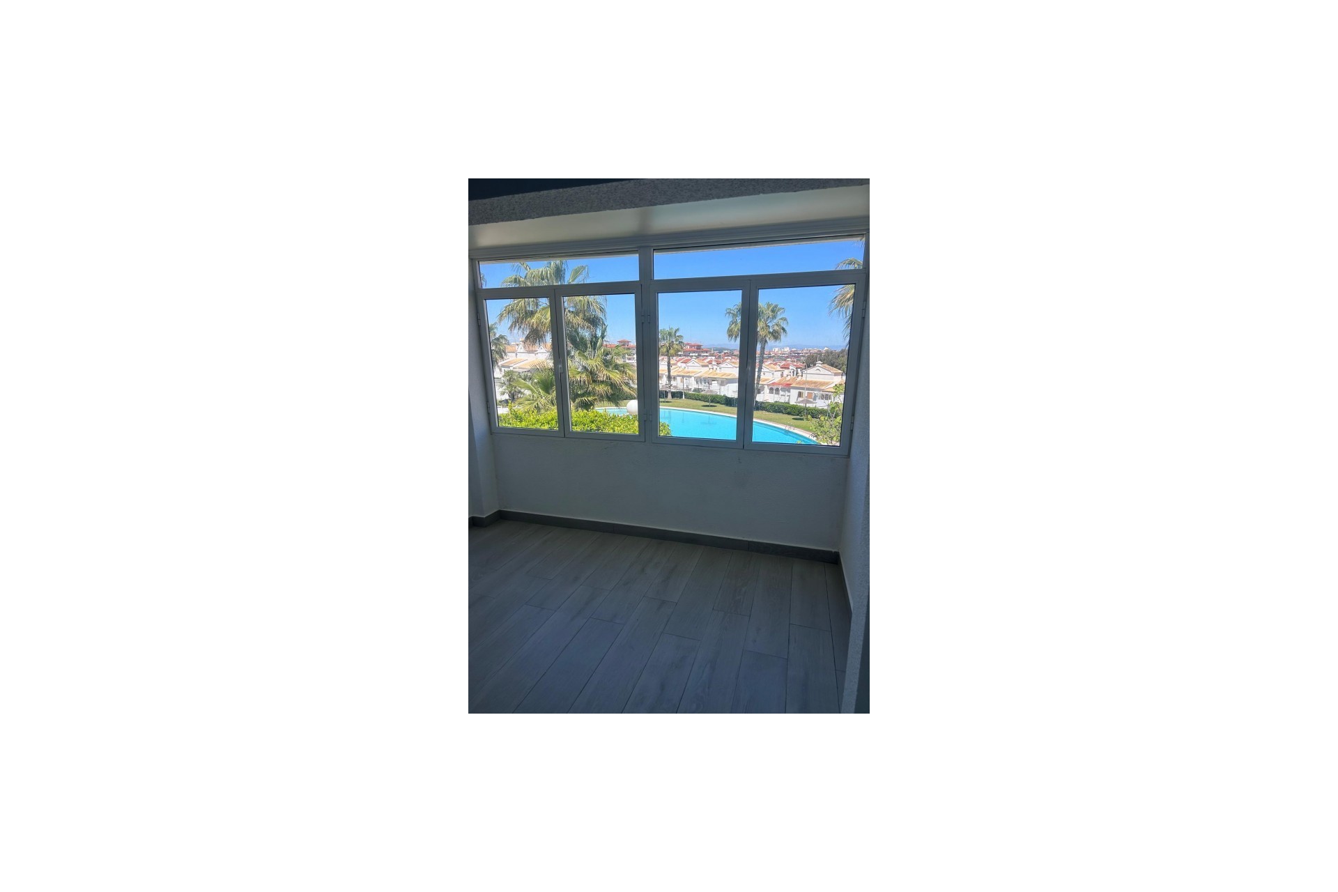 Resale - Duplex -
Torrevieja - Costa Blanca