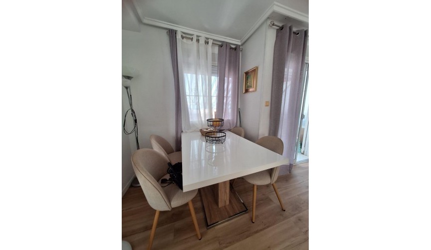 Resale - Duplex -
Torrevieja - Habaneras